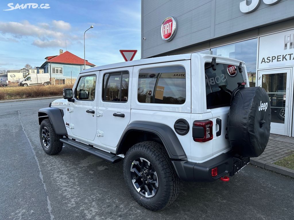 Jeep Wrangler, 2.0T Rubicon Unlimited - fotka 2
