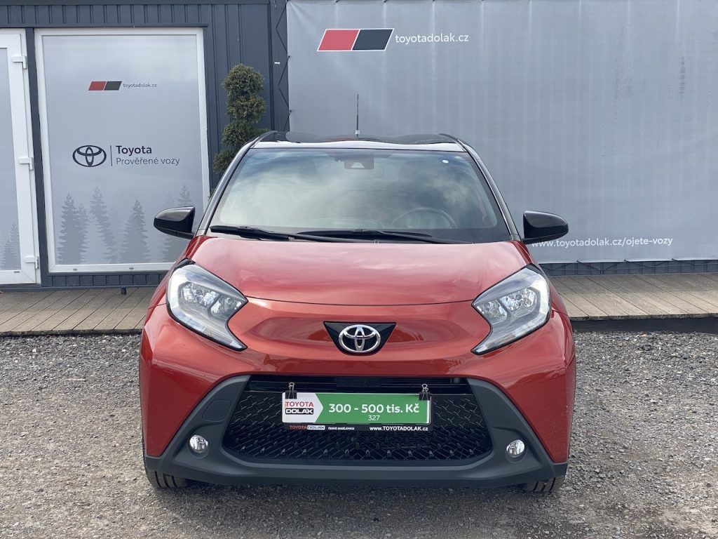 Toyota Aygo, 1.0i, ČR, Style Tech, automat - fotka 2