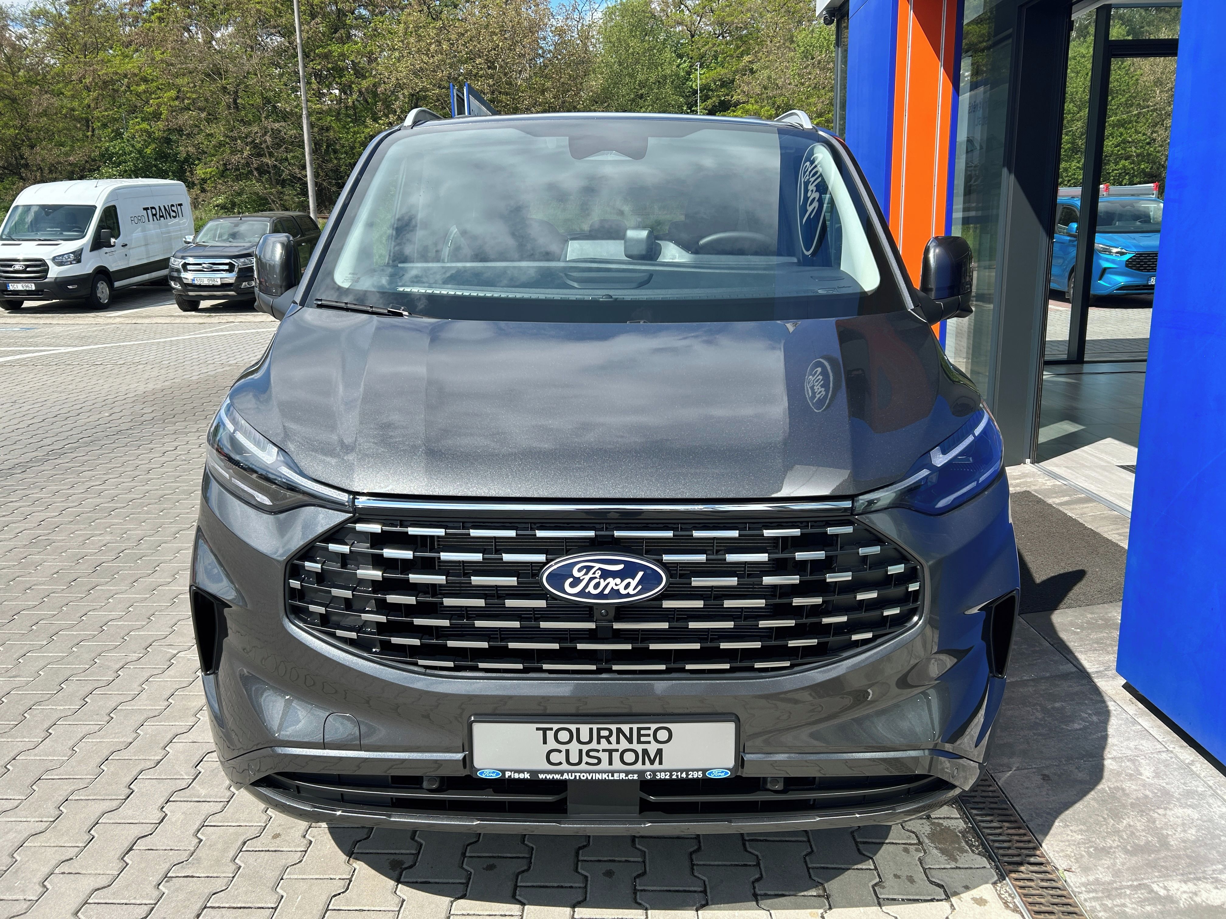 Ford Tourneo Custom, Titanium X L2 2.0EcoBlue 125kW - fotka 2