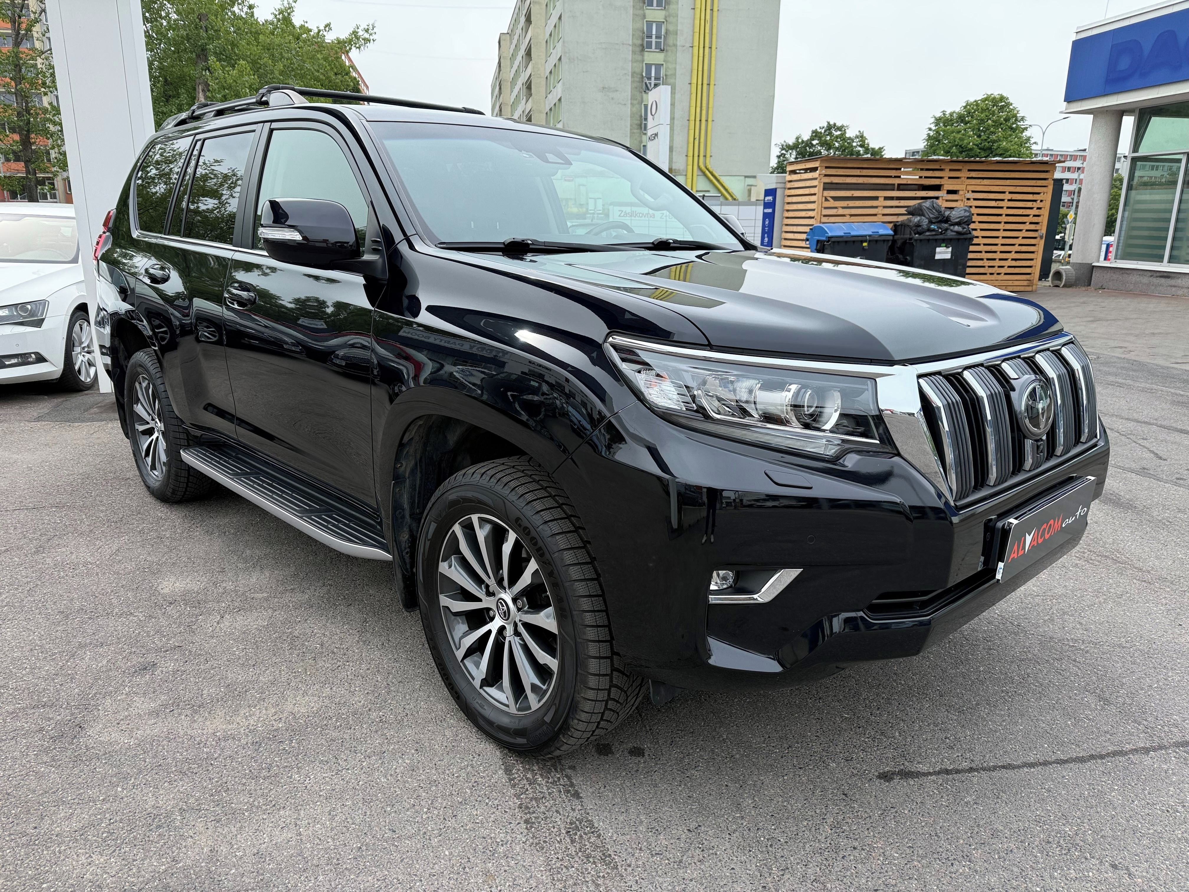 Toyota Land Cruiser, 2.8D-4D ČR - fotka 4