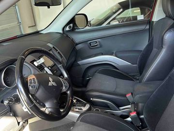 Prodám SUV Mitshubishi Outland