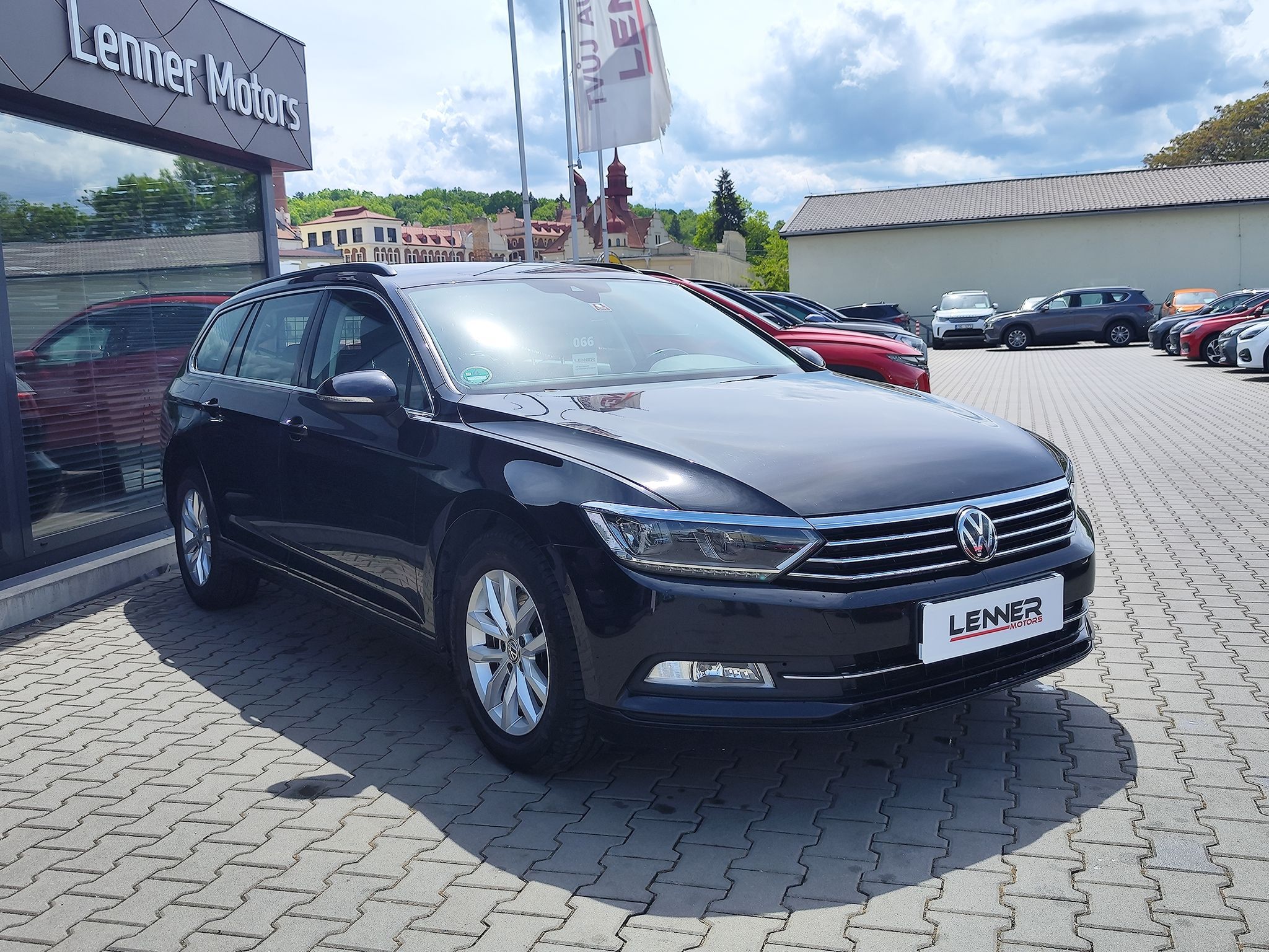 Volkswagen Passat, 2.0 TDi/110kW DSG LED NAVI - fotka 3