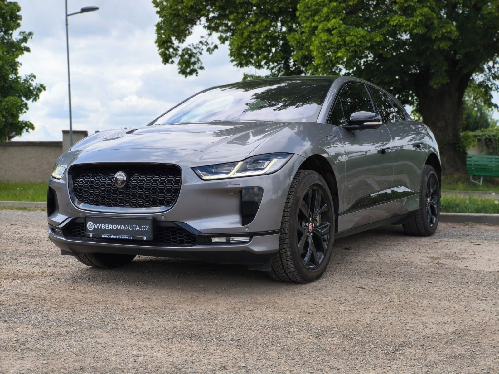 Jaguar I-Pace, EV400/ AWD/ Panorama - fotka 2