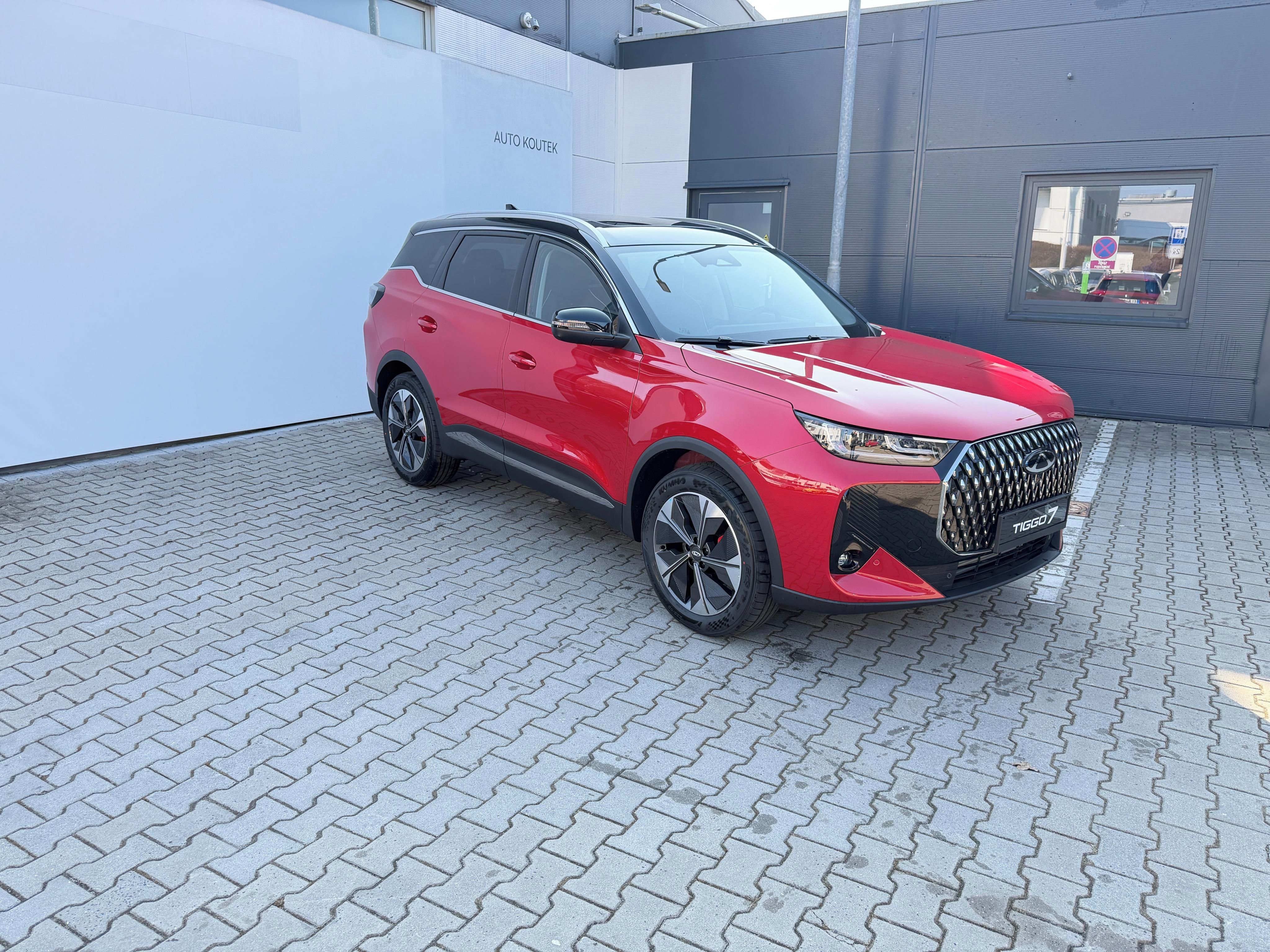 Chery Tiggo 7, UNIQUE 1.5 TGDI - fotka 2
