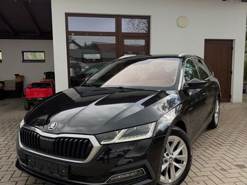 Combi STYLE 2.0 TDI TOP VÝBAVA