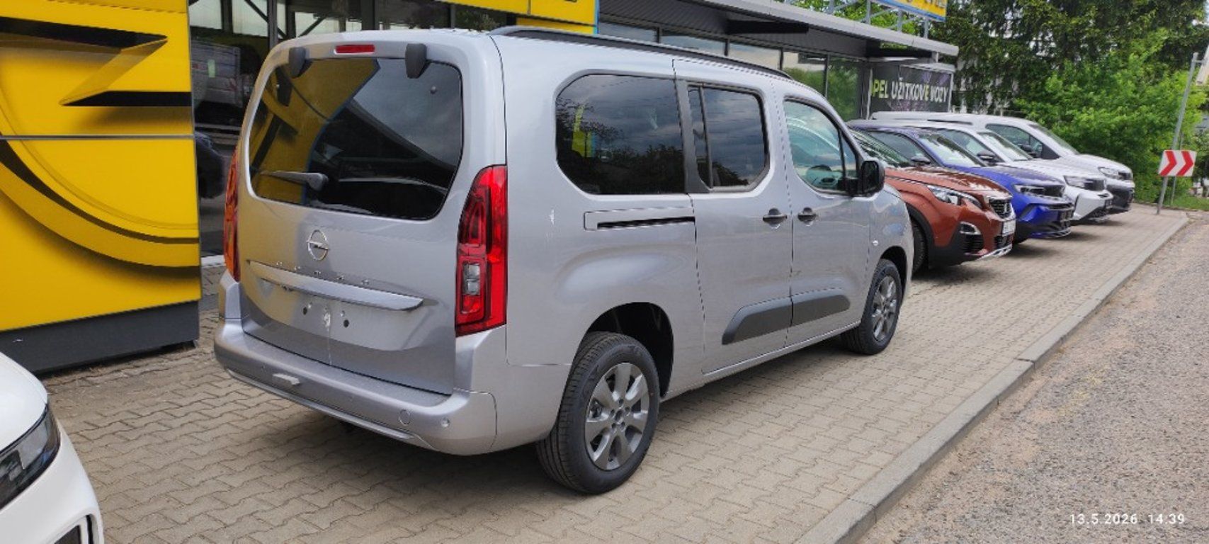 Opel Combo, Combi N1 EDITION PLUS XL 1,2T - fotka 4