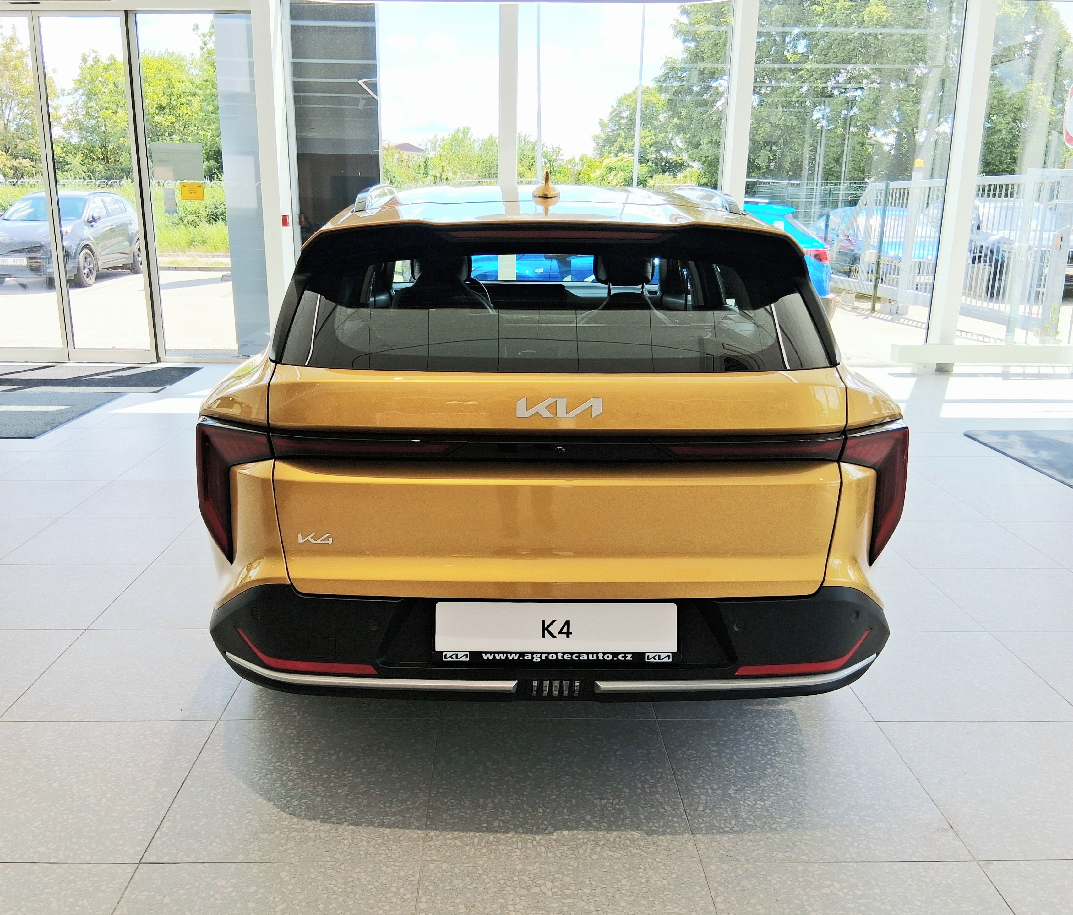 Kia K4, 1.6 T-GDI 7DCT automat SPIN - fotka 5