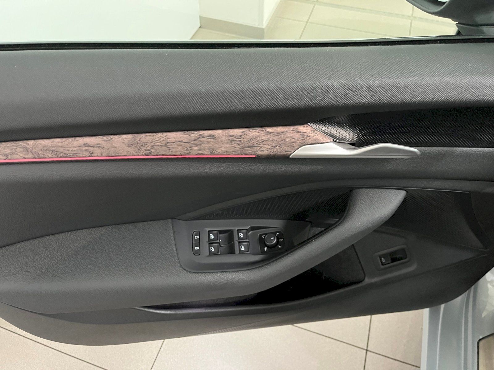 Škoda Superb, 2.0 TDI 110 kW A7F L&K - fotka 6