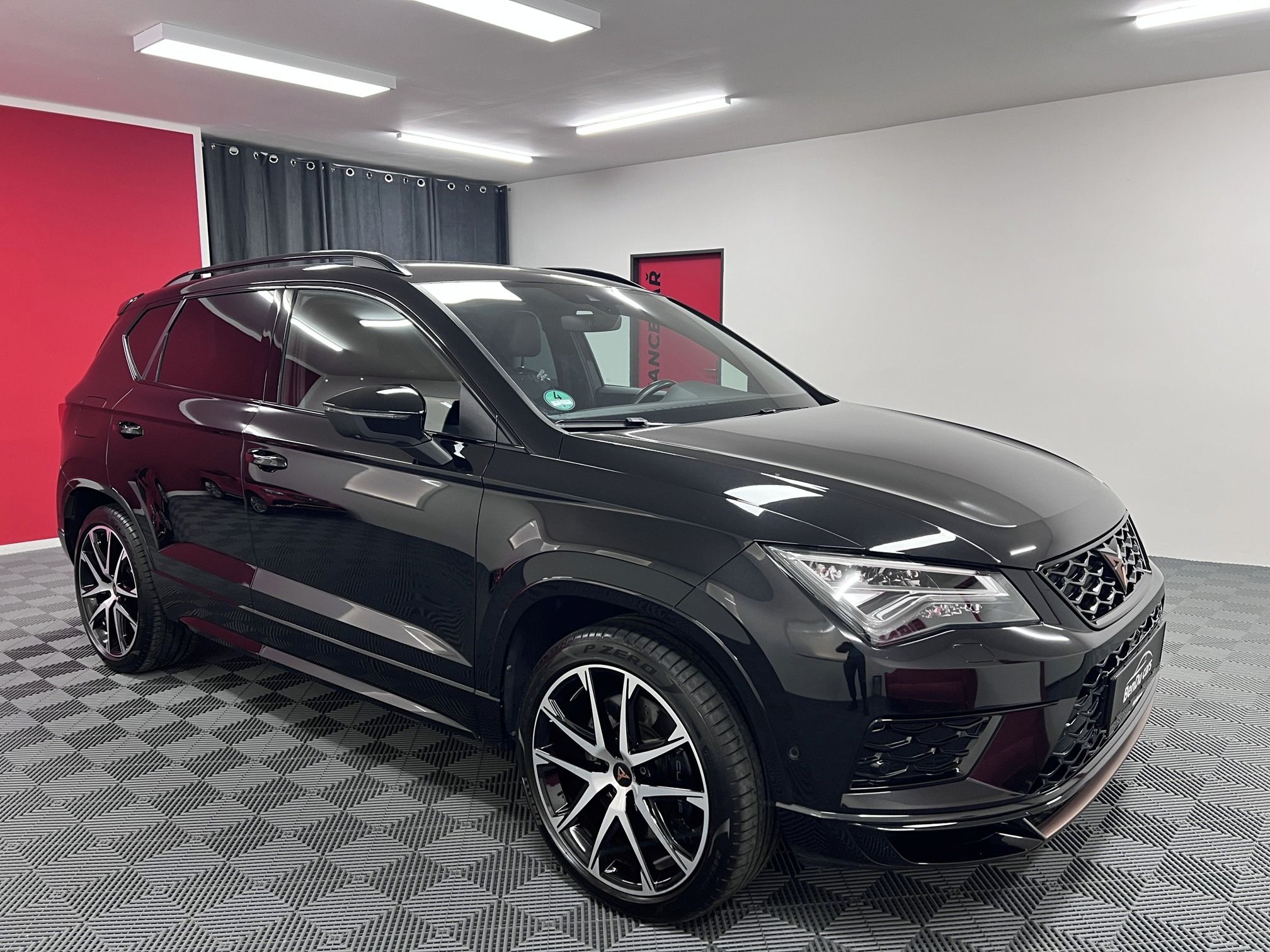 Cupra Ateca, 2.0 TSI 221 kW 4x4 DSG - fotka 3