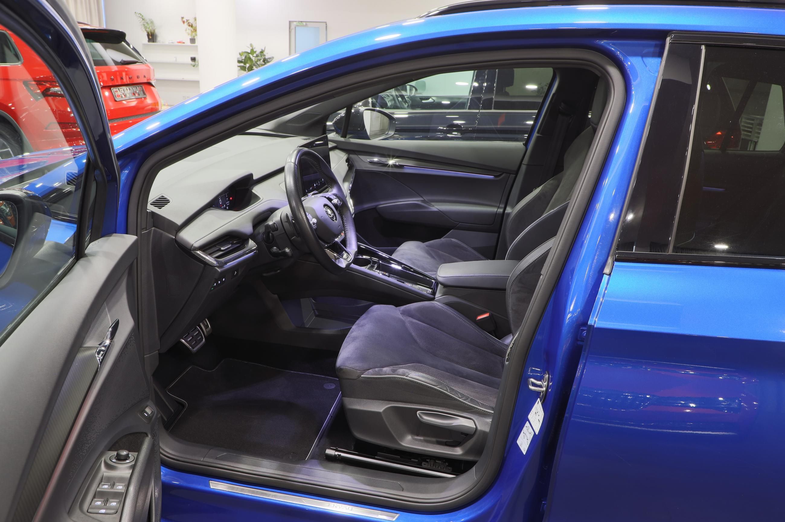 Škoda Enyaq iV, iV 60 Sportline 132kW / ALU - fotka 6