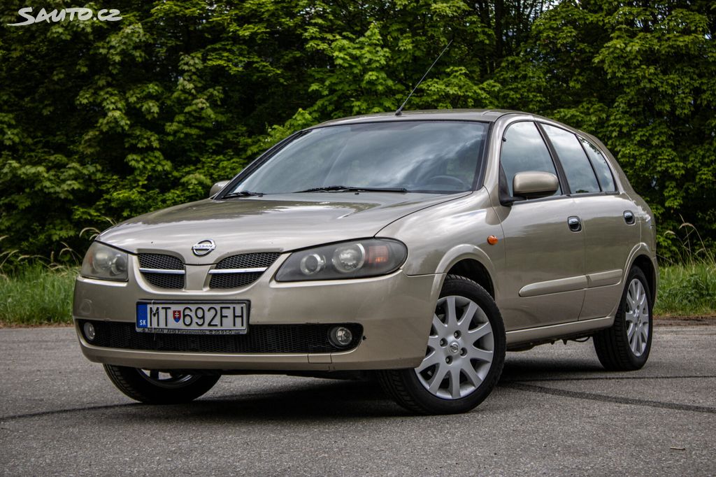 Nissan Almera