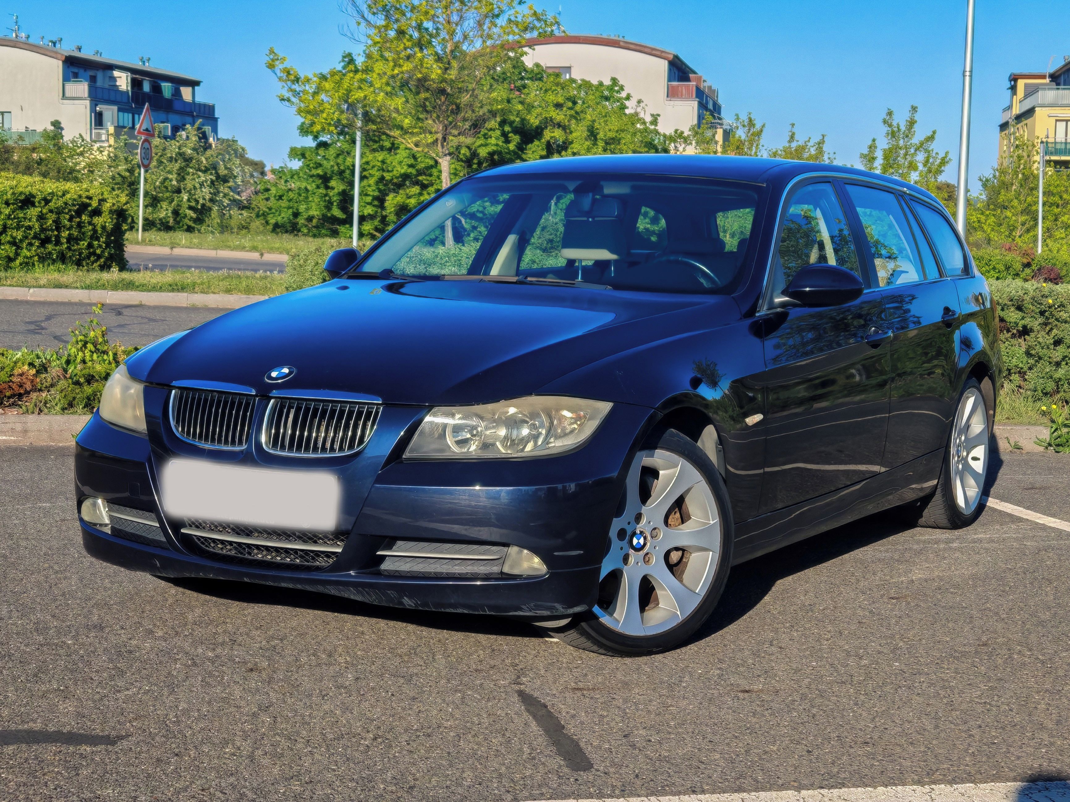 BMW Řada 3, Touring 3.0 xD 170 kW Manuál