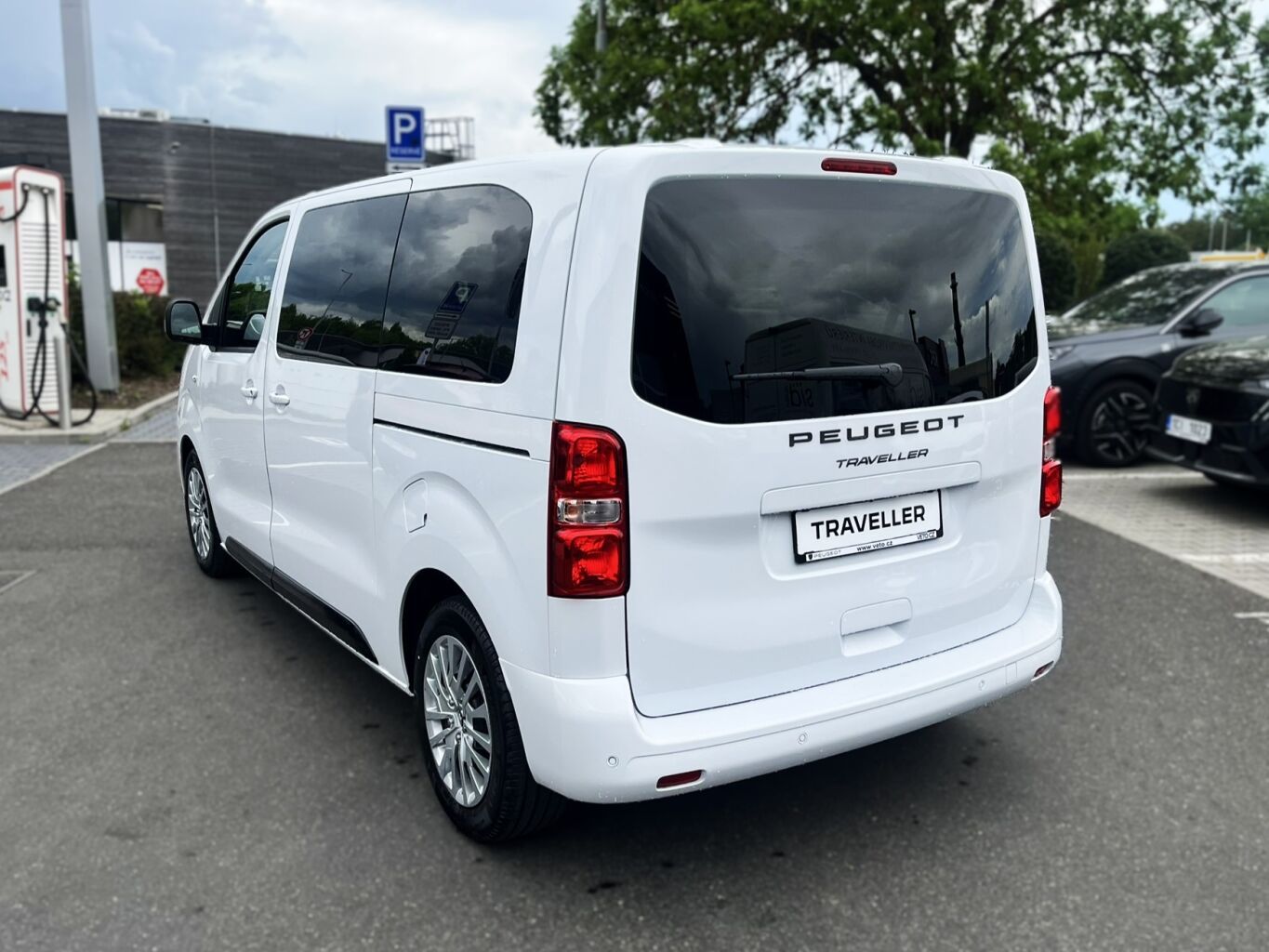 Peugeot Traveller, Active L2 2.2 BlueHDi 150k MAN - fotka 3