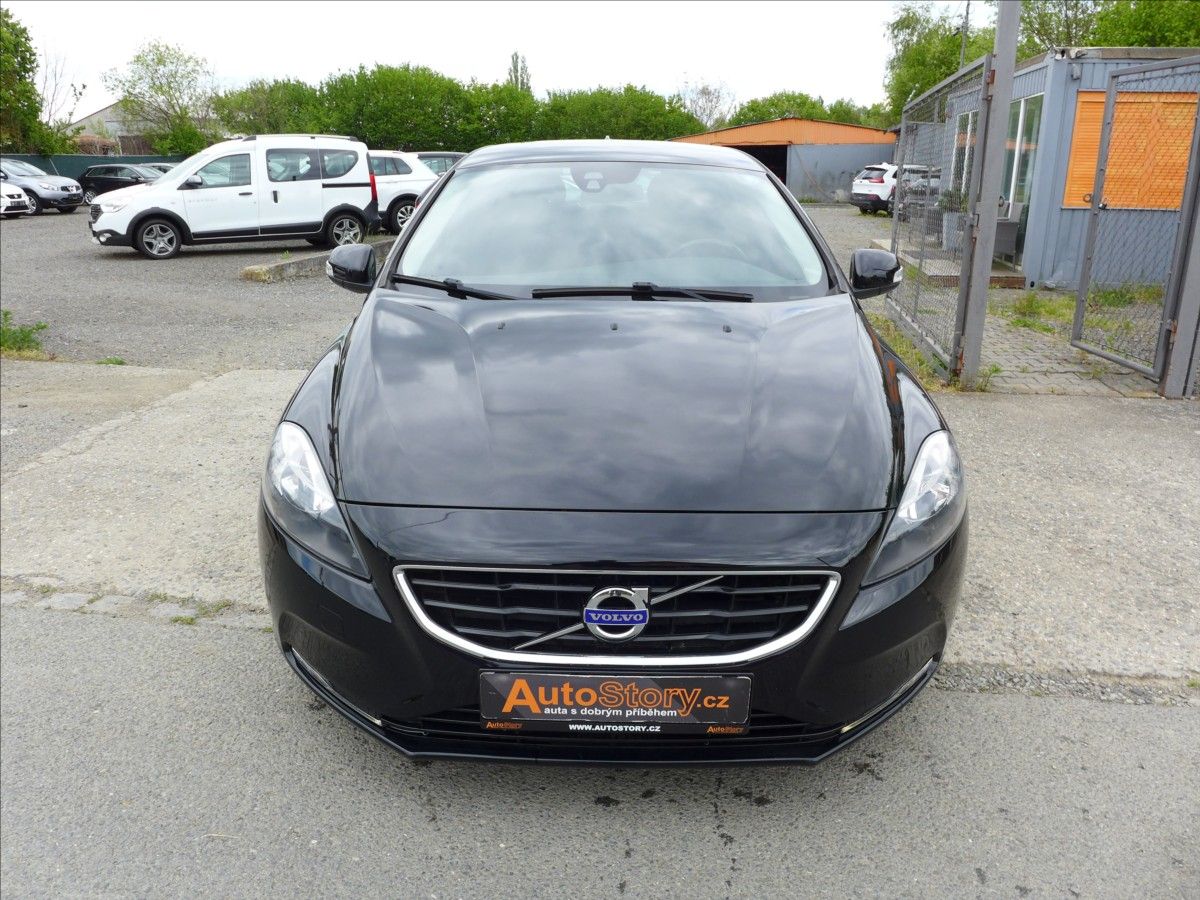 Volvo V40, 1,6 D2  DIGI AC, KAMERA SERVIS - fotka 3