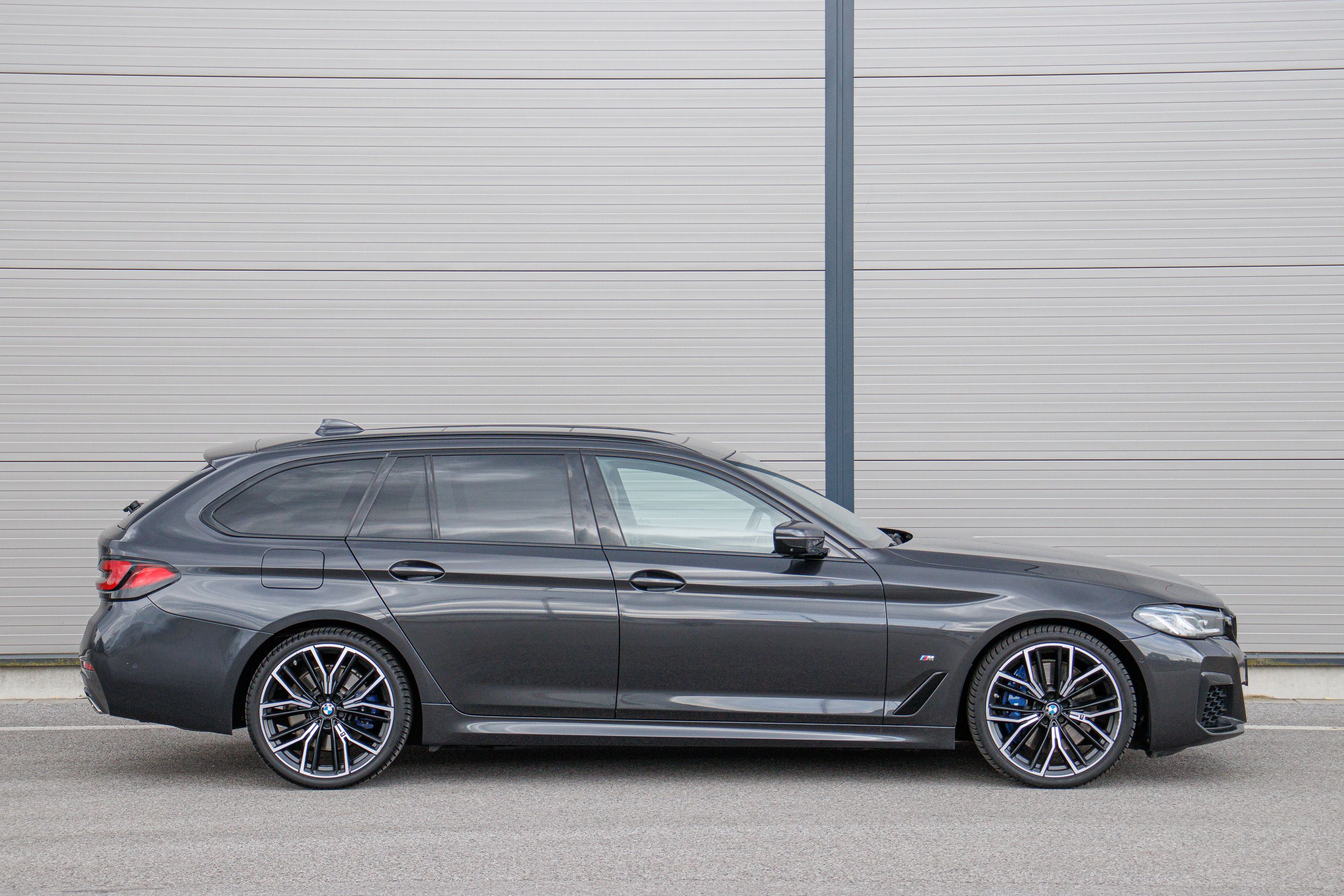 BMW Řada 5, 540i xDrive M-PAKET TOP VÝBAVA - fotka 2