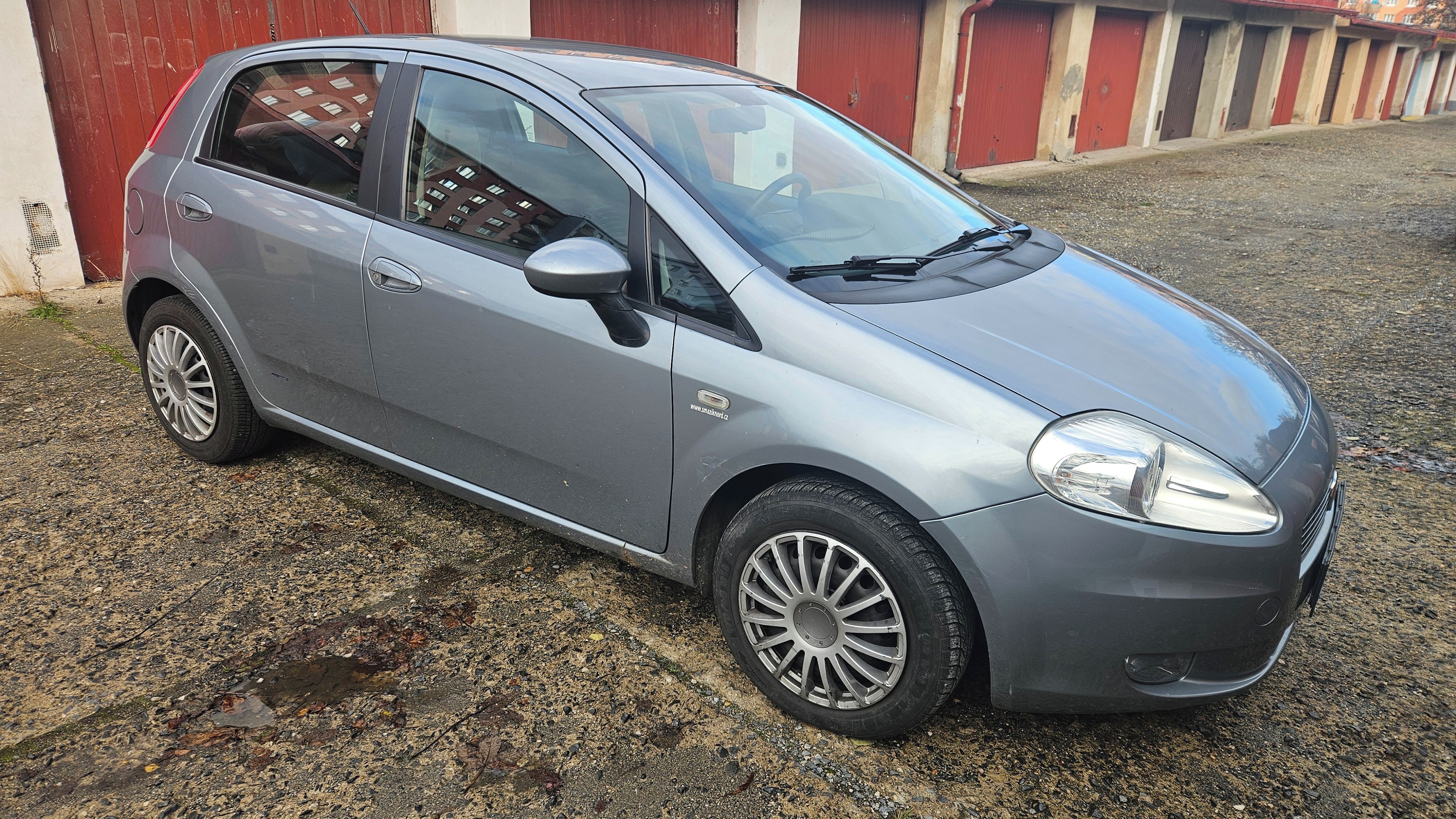 Fiat Punto, Fiat Grande Punto 1.2i 48 kW - fotka 3