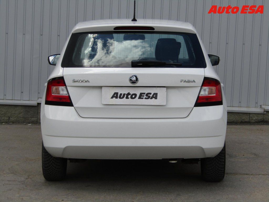 Škoda Fabia, 1.4 TDi,ČR,Ambition - fotka 5