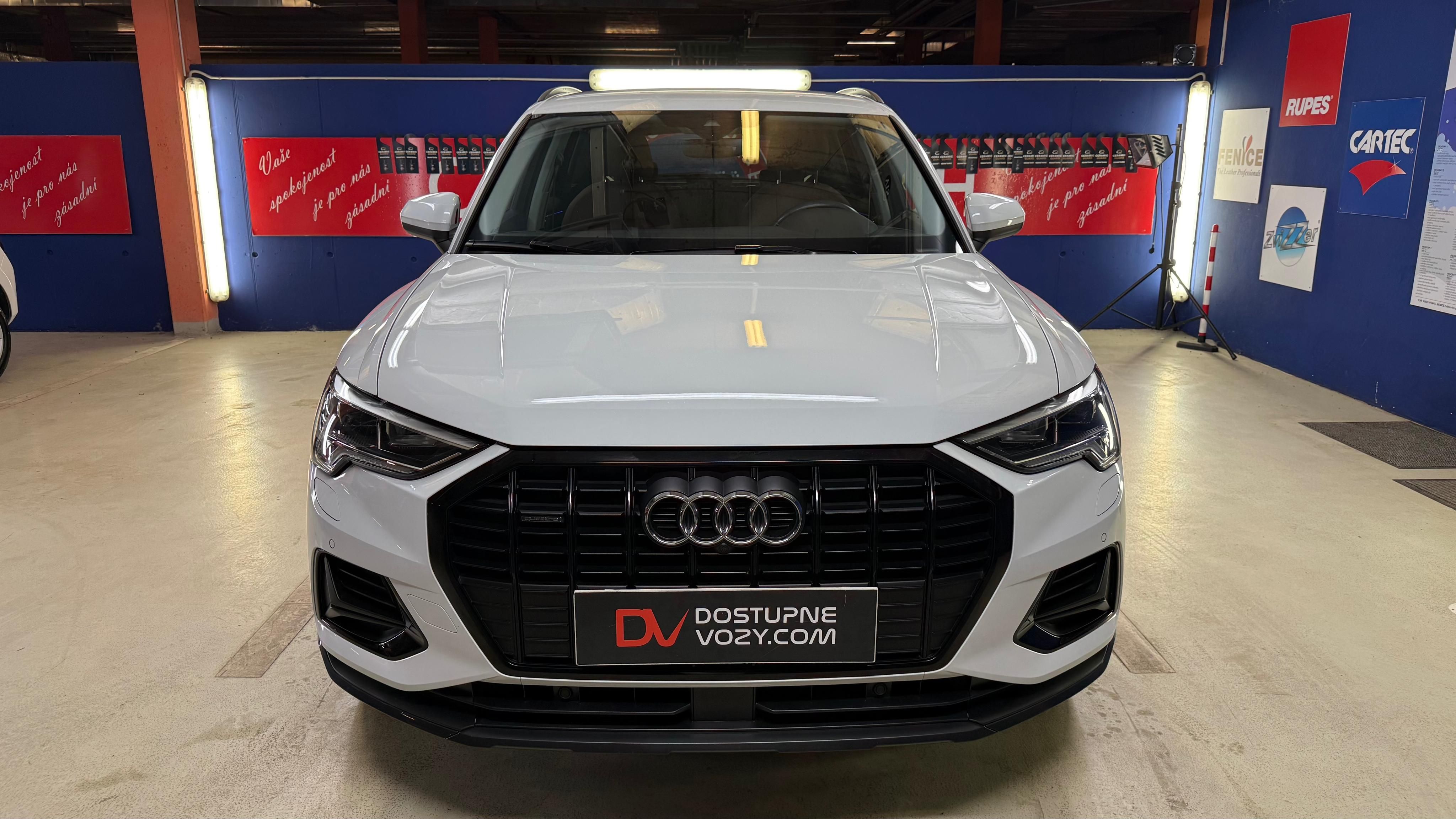 Audi Q3, 1majitel/nebouraná/Sline/Čr