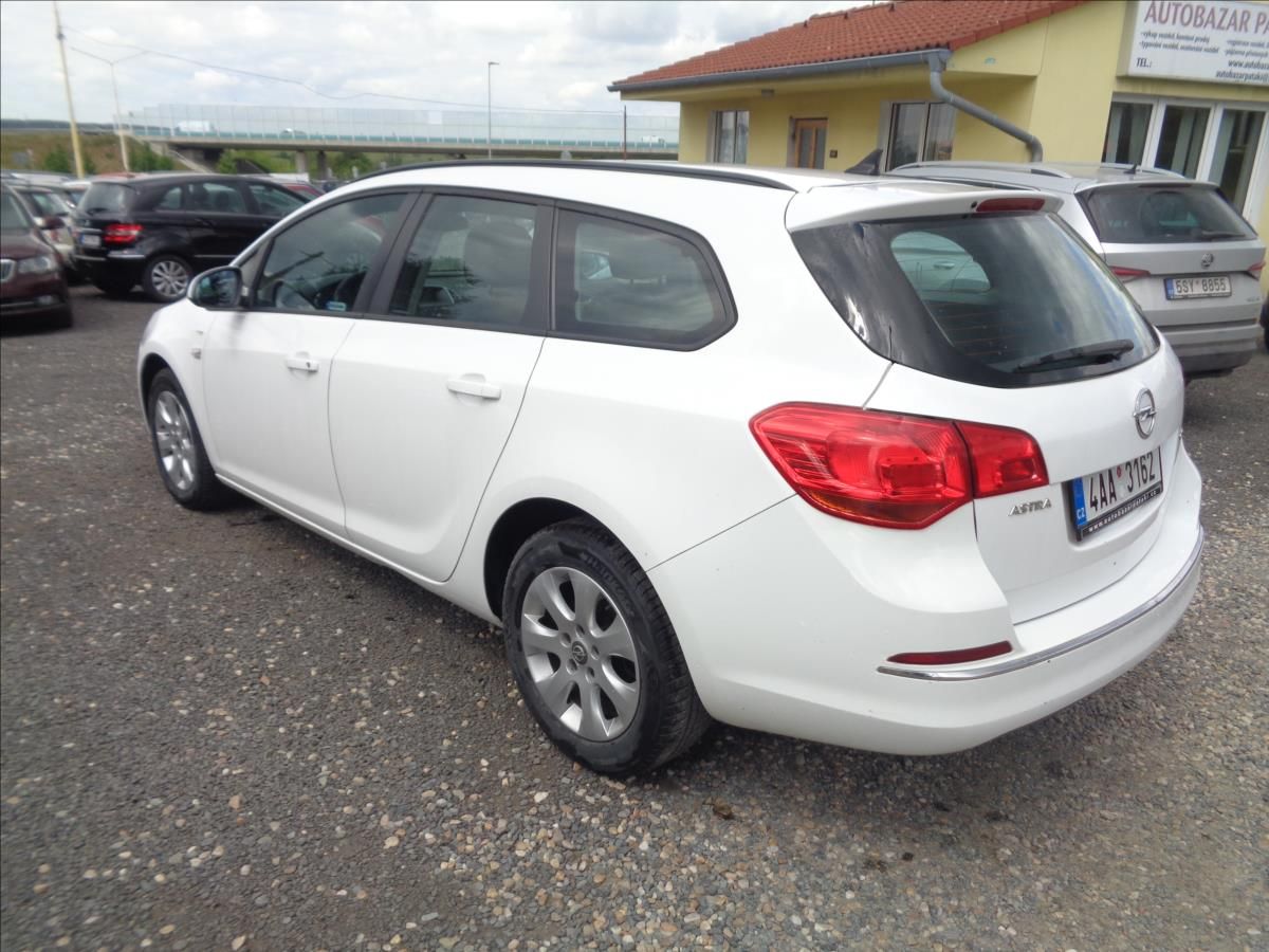 Opel Astra, 1,7 - fotka 5