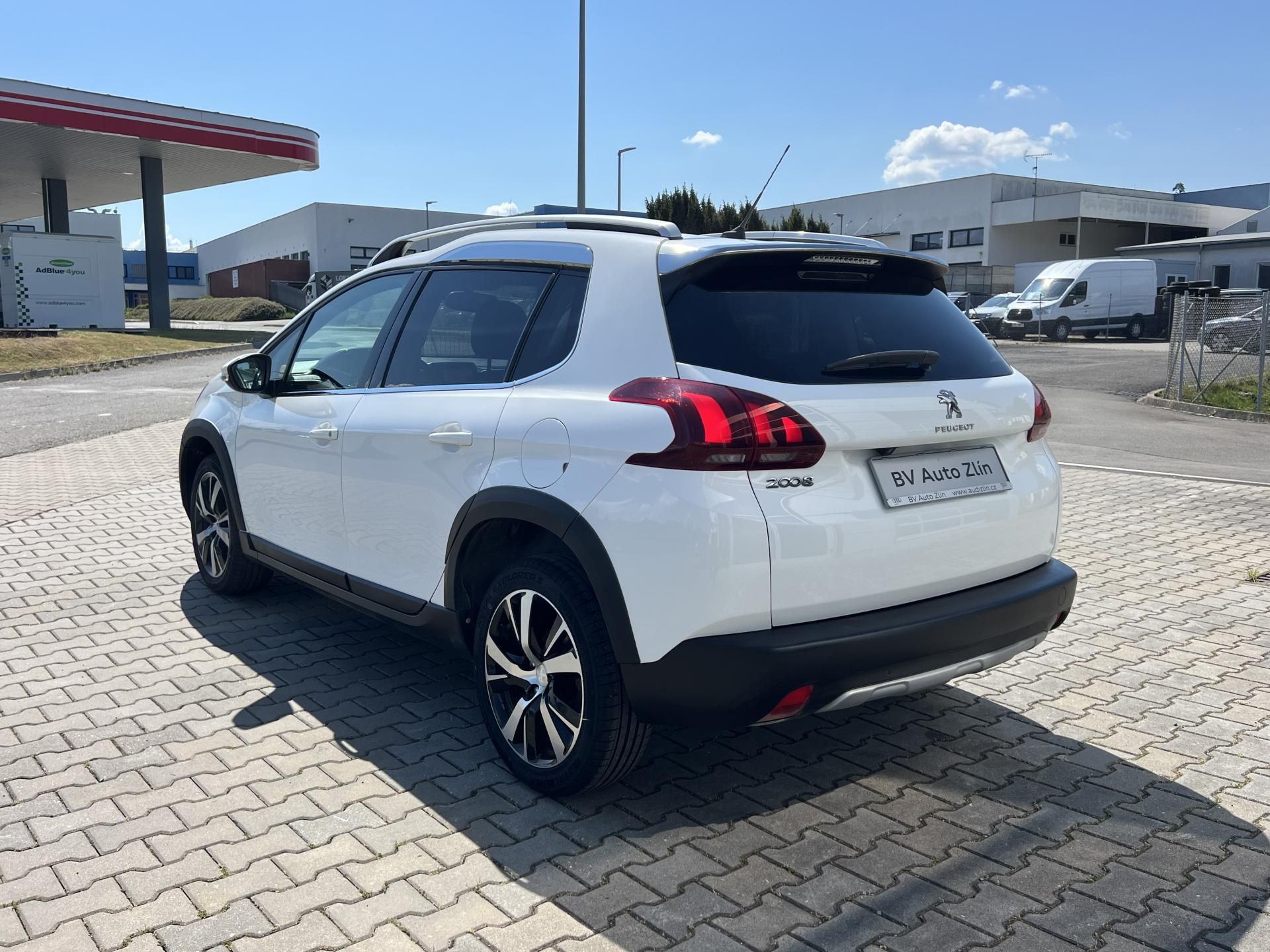 Peugeot 2008, 1.5 BlueHDi - fotka 4