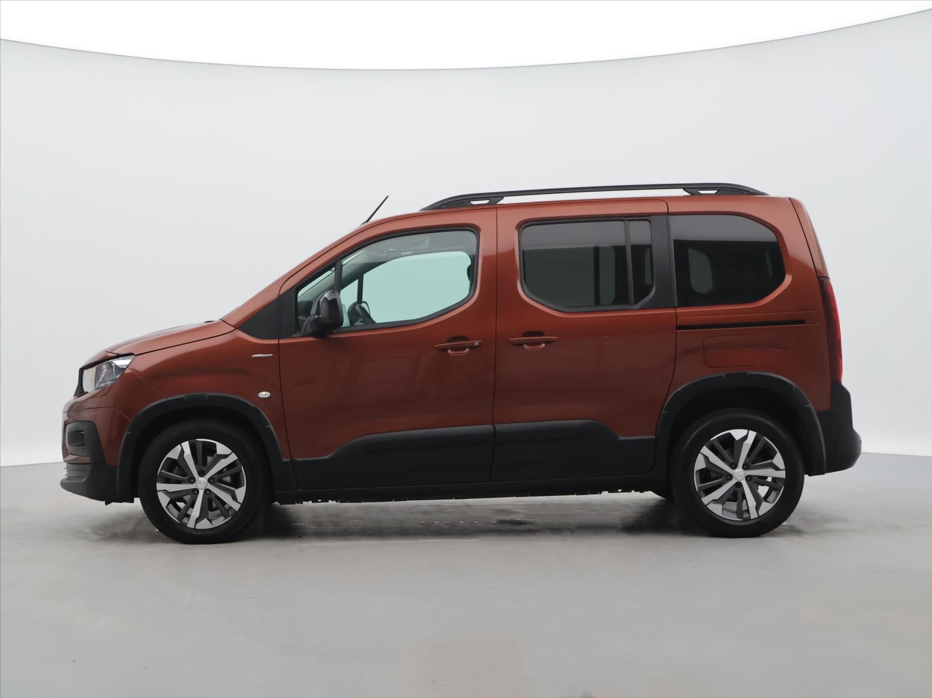 Peugeot Rifter, 1,5 BlueHDI GT 96 kW CZ - fotka 4