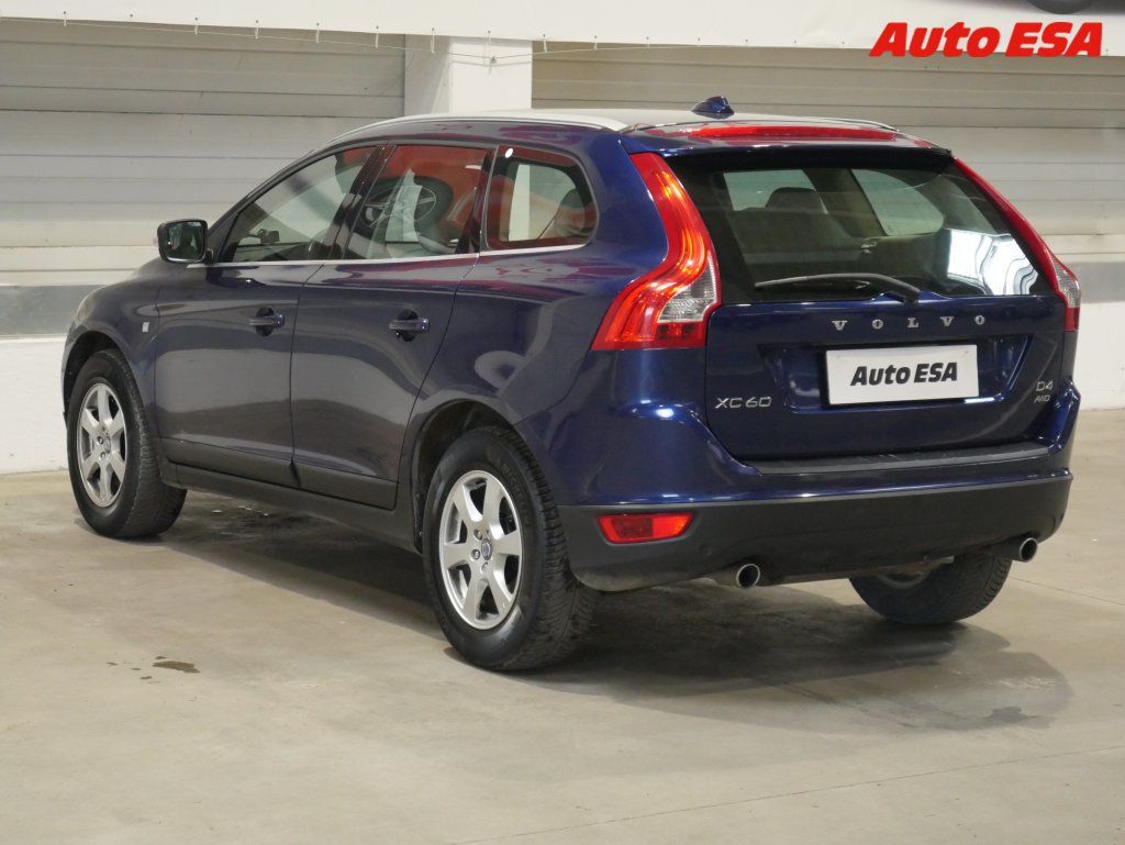 Volvo XC60, 2.4d 4x4,ČR,Xenon,kůže - fotka 6