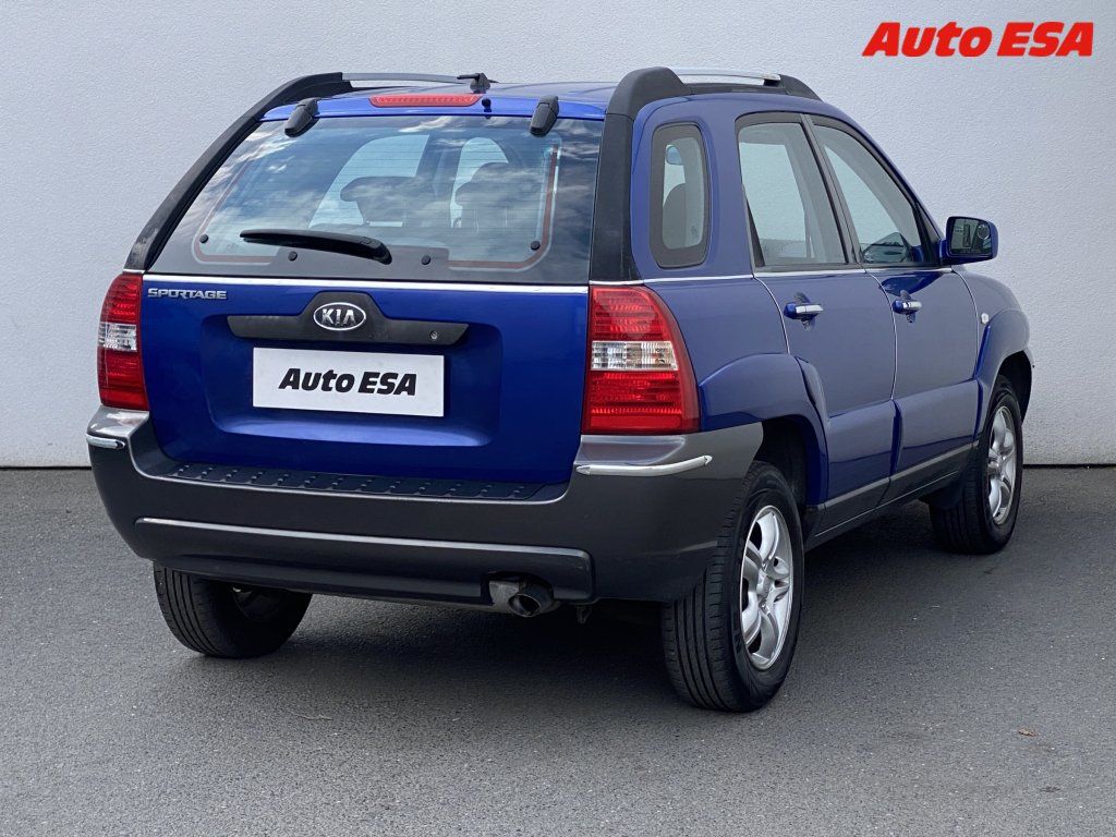Kia Sportage, 2.0 i,AC - fotka 4