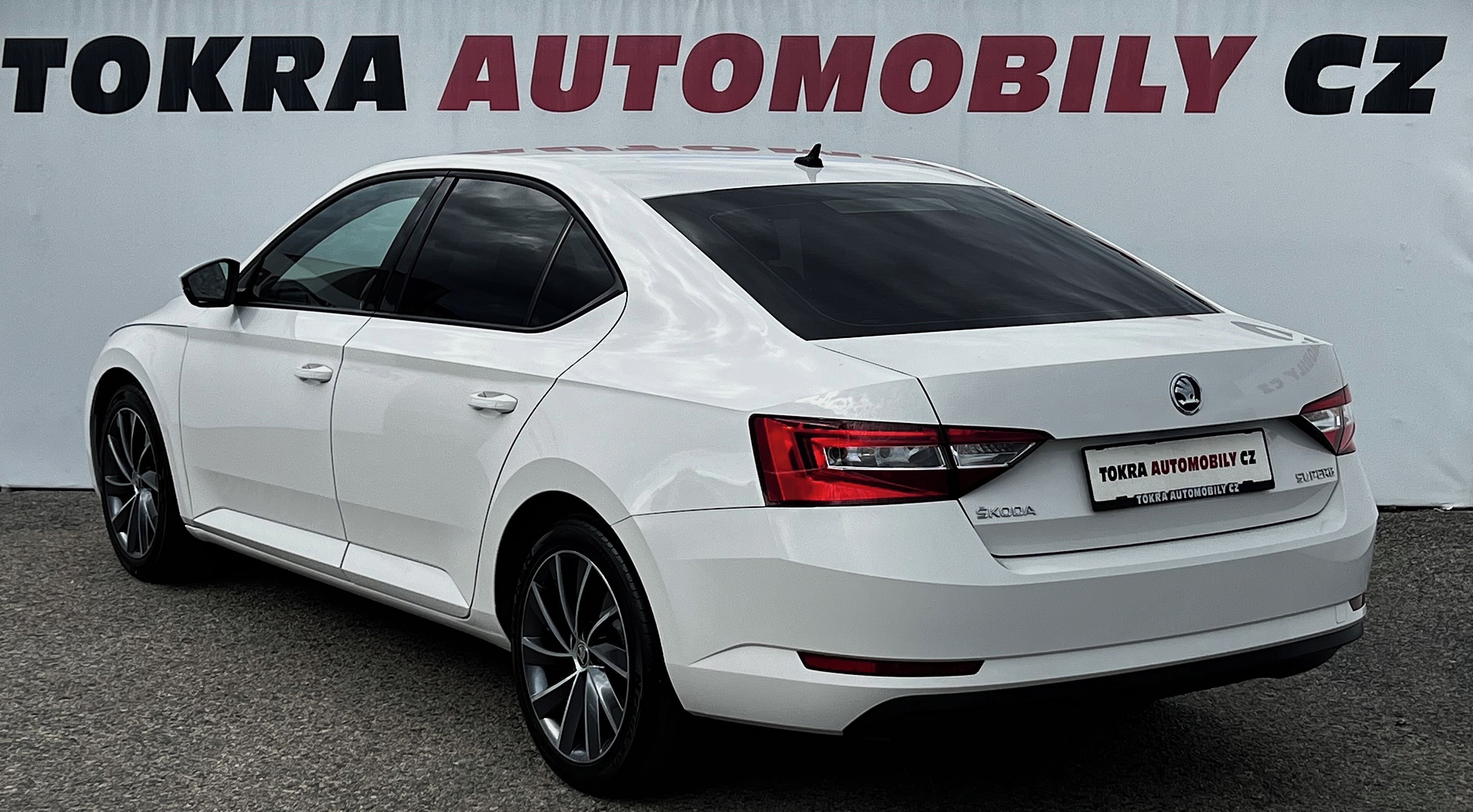 Škoda Superb, 2.0TDI DSG Carplay ČR DPH 1Maj - fotka 4