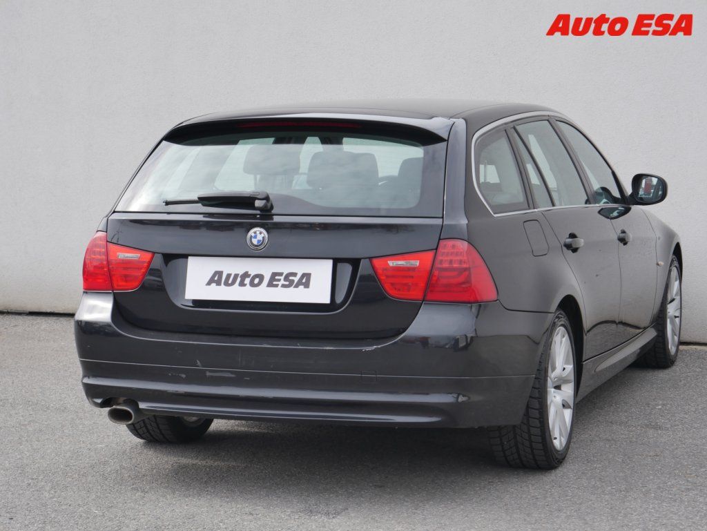 BMW Řada 3, 2.0 D 318d,AT,klima - fotka 4