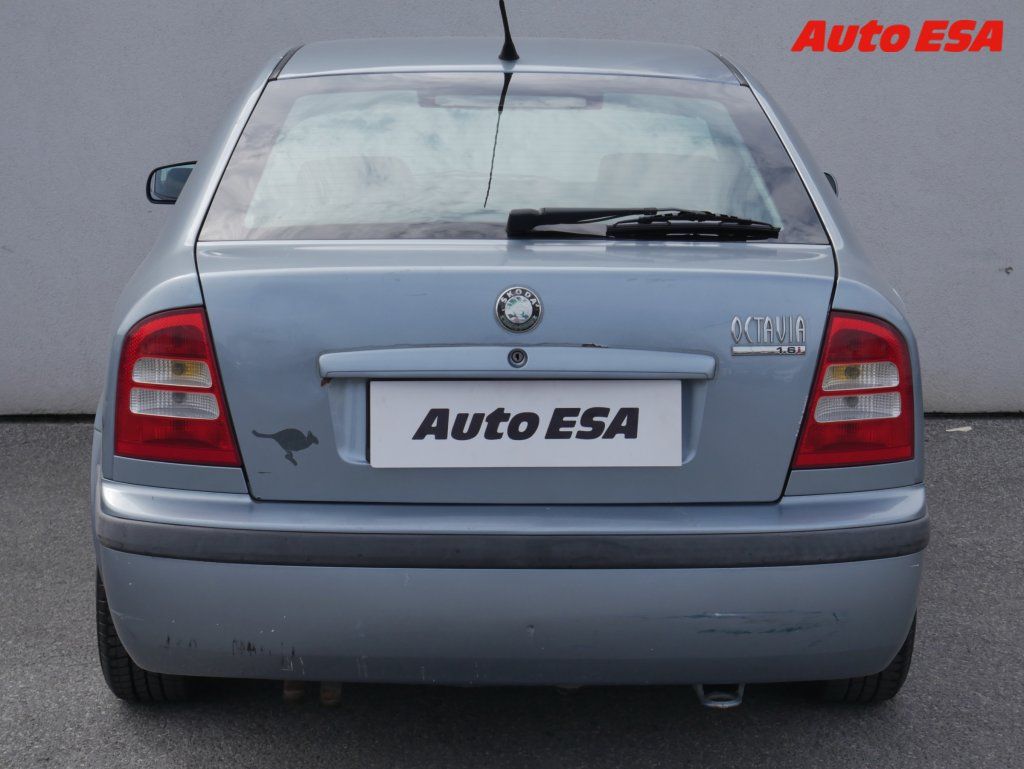 Škoda Octavia, 1.6i,AC,STK3/28 - fotka 5