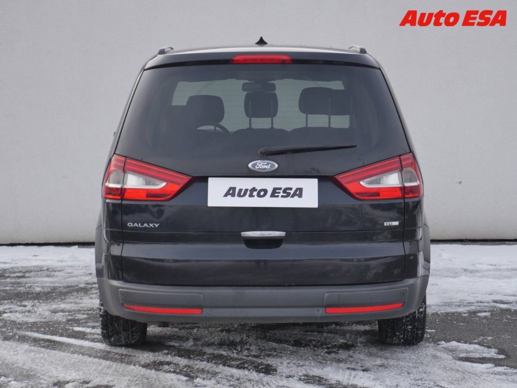 Ford Galaxy, 2.0 TDCi,AT,xenon,kůže - fotka 5