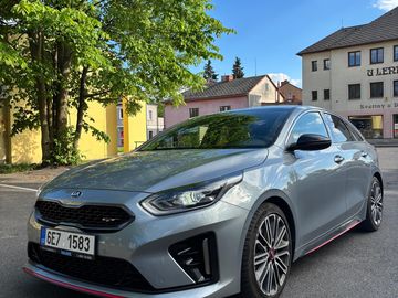 Kia ProCeed GT 150 kW | Manuál