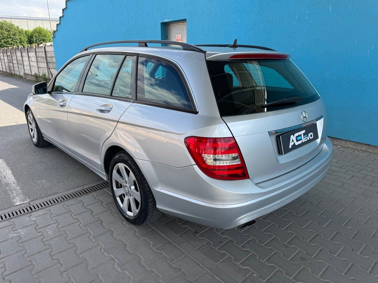 Mercedes-Benz Třídy C, C 200 CDI kombi - fotka 3