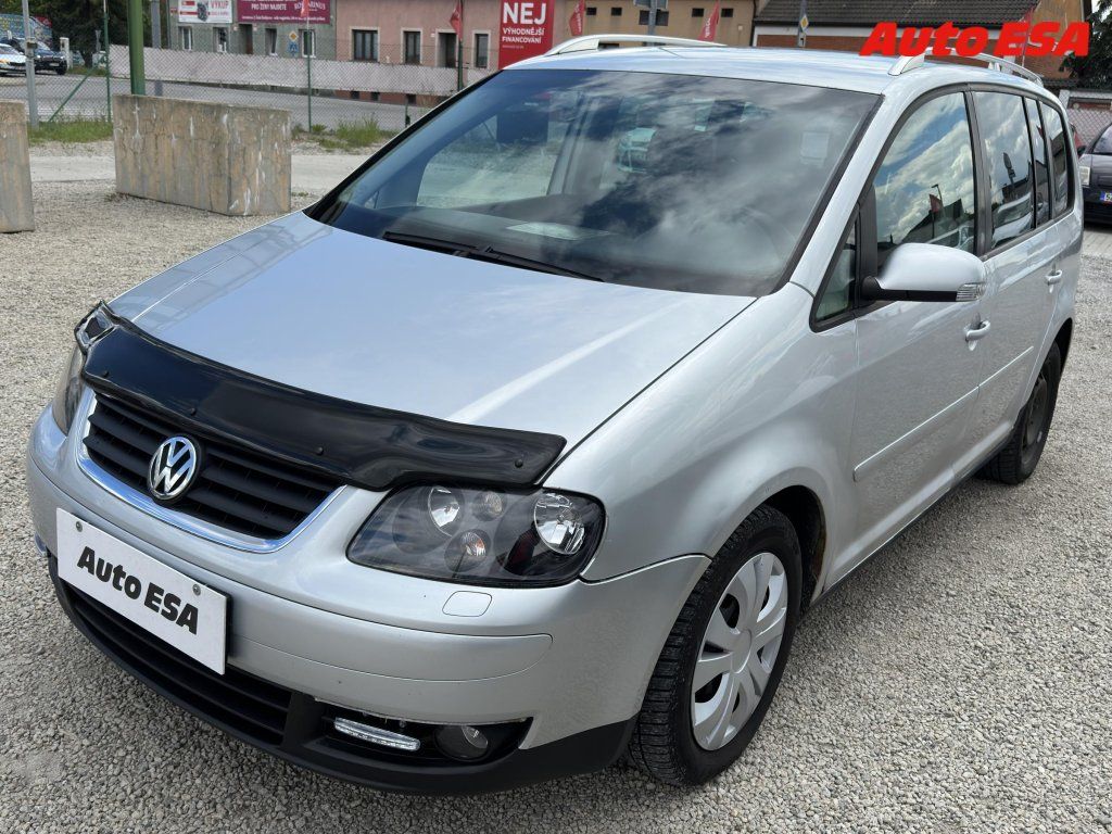 Volkswagen Touran, 2.0 TDi - fotka 3