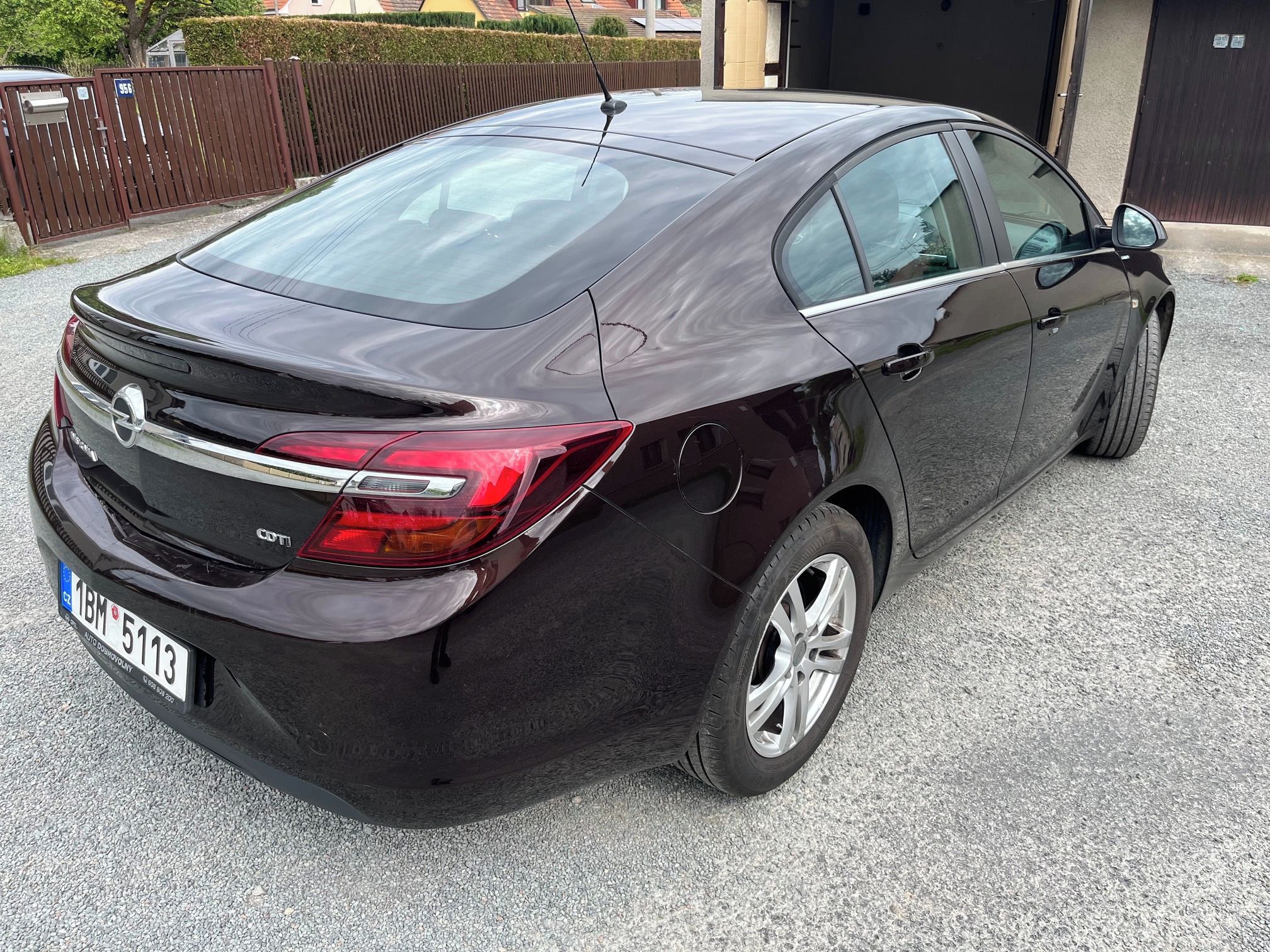 Opel Insignia, servisováno, nehavarováno - fotka 3