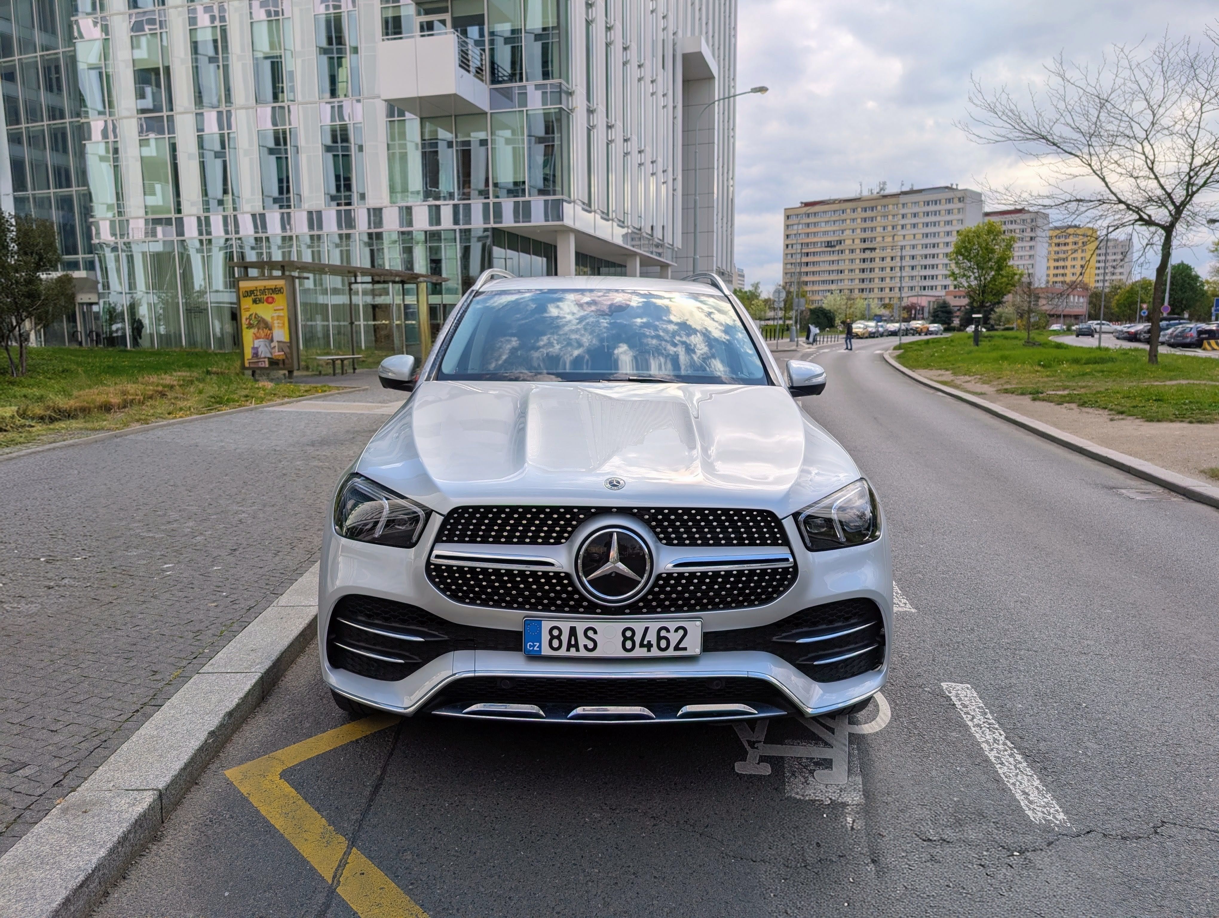 Mercedes-Benz GLE, 450 4M, AMG-LINE, TAZNE, DPH - fotka 2