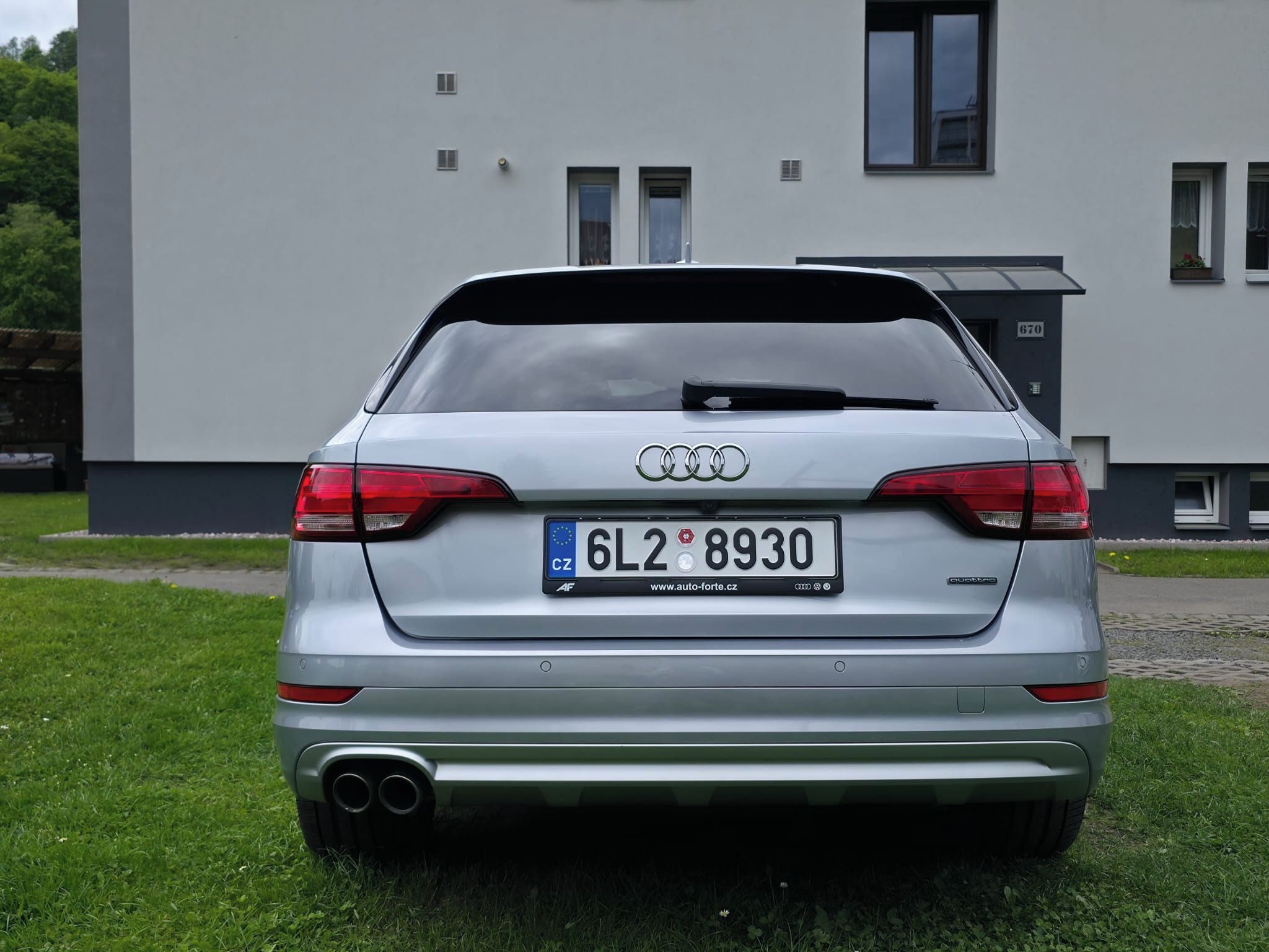 Audi A4 allroad, 2.0 TDI - fotka 6
