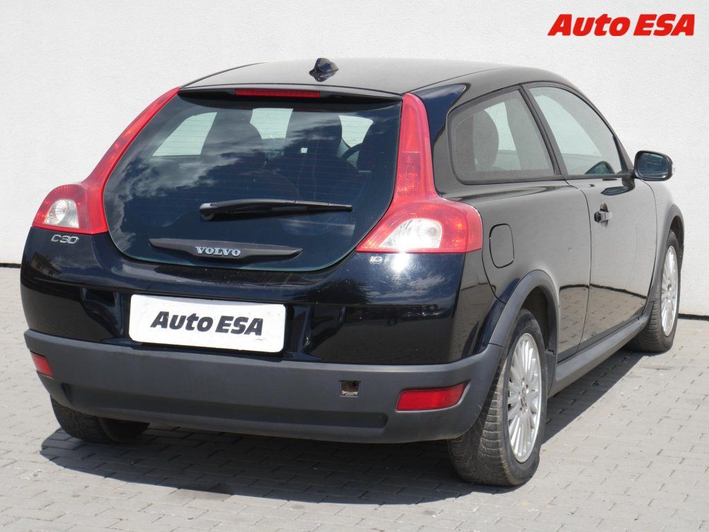Volvo C30, 1.6i,ČR - fotka 4