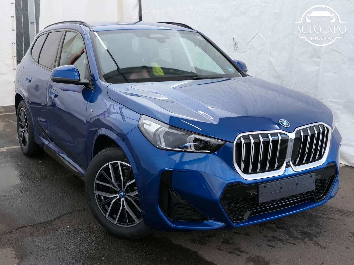 BMW X1, xDrive30e M Sportpaket - fotka 2