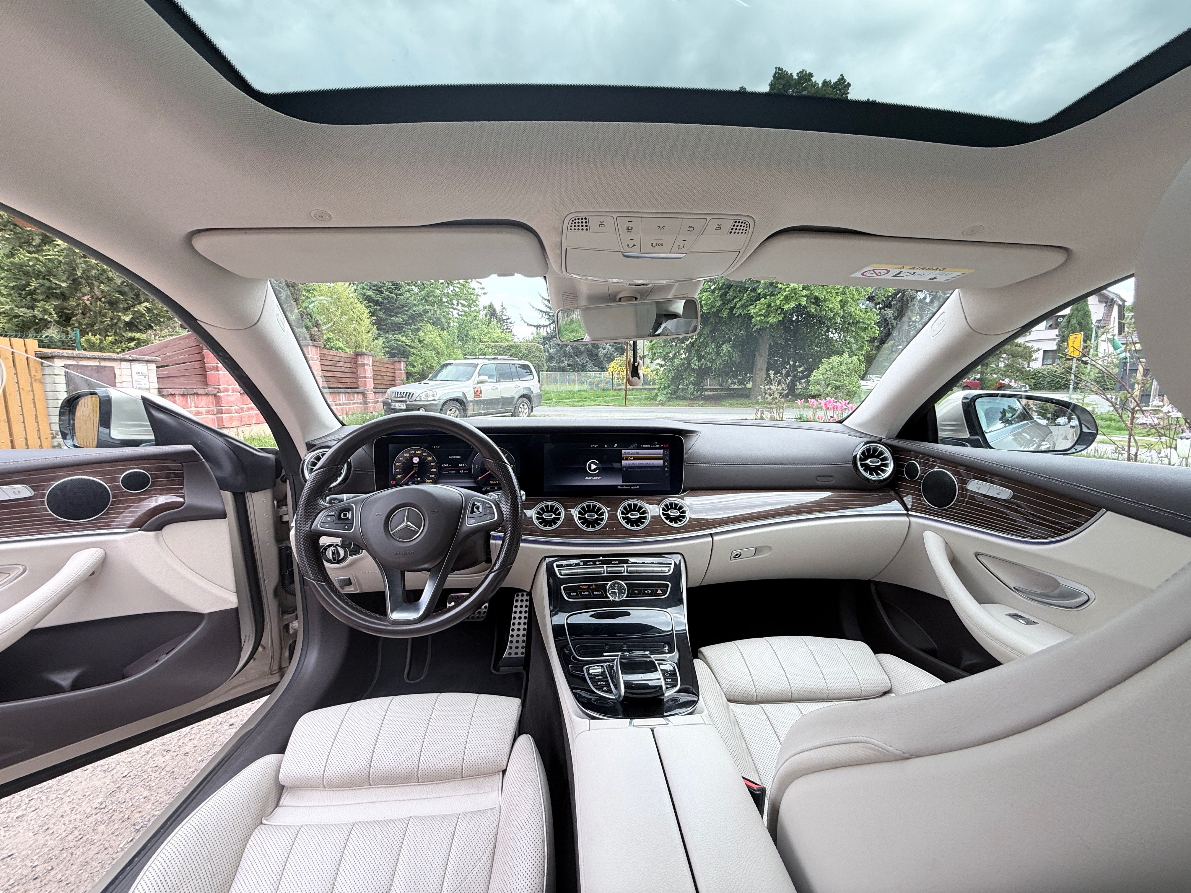 Mercedes-Benz Třídy E, Top výbava,AMG paket,Airmatic - fotka 2