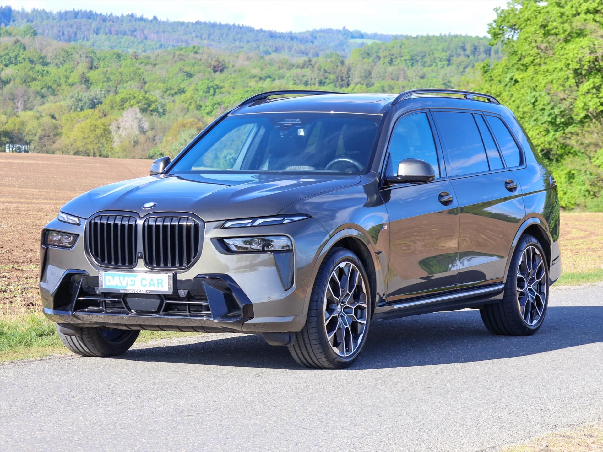 BMW X7, 3,0 40d 250kW Xdrive M-Paket D - fotka 3