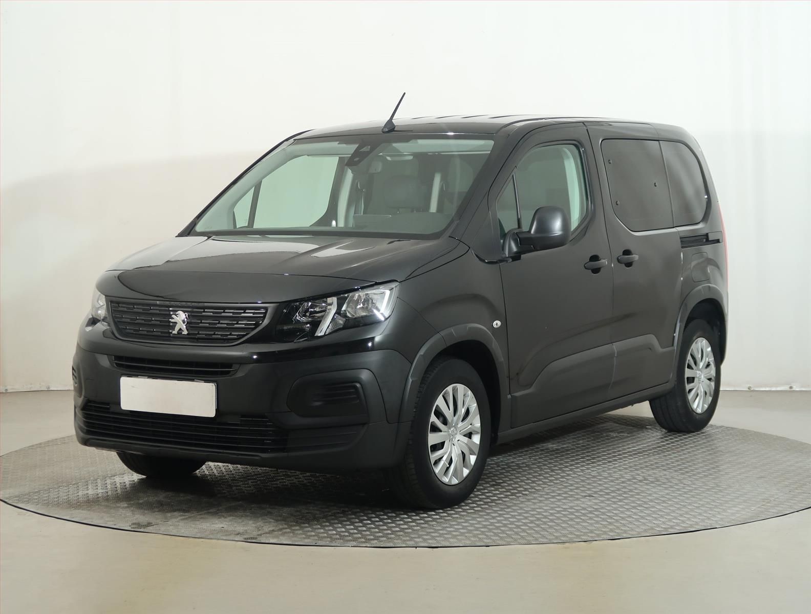 Peugeot Rifter, 1.2 PureTech, 5Míst, Klima, ČR - fotka 2