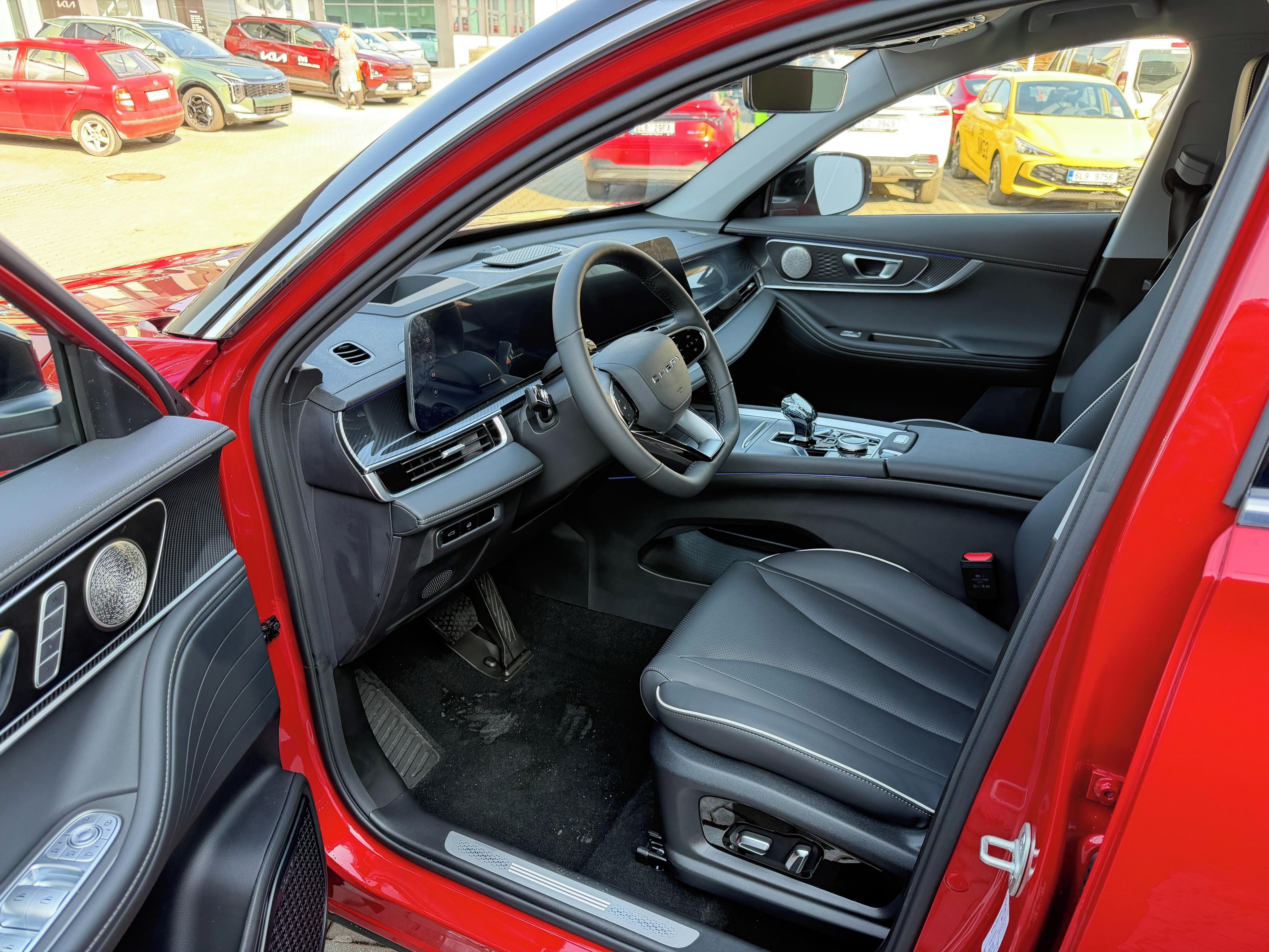 Chery Tiggo 7, UNIQUE 1.5 TGDI - fotka 4