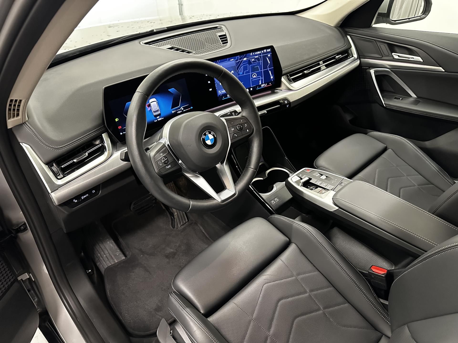 BMW X1, X1 sDrive20i - fotka 5