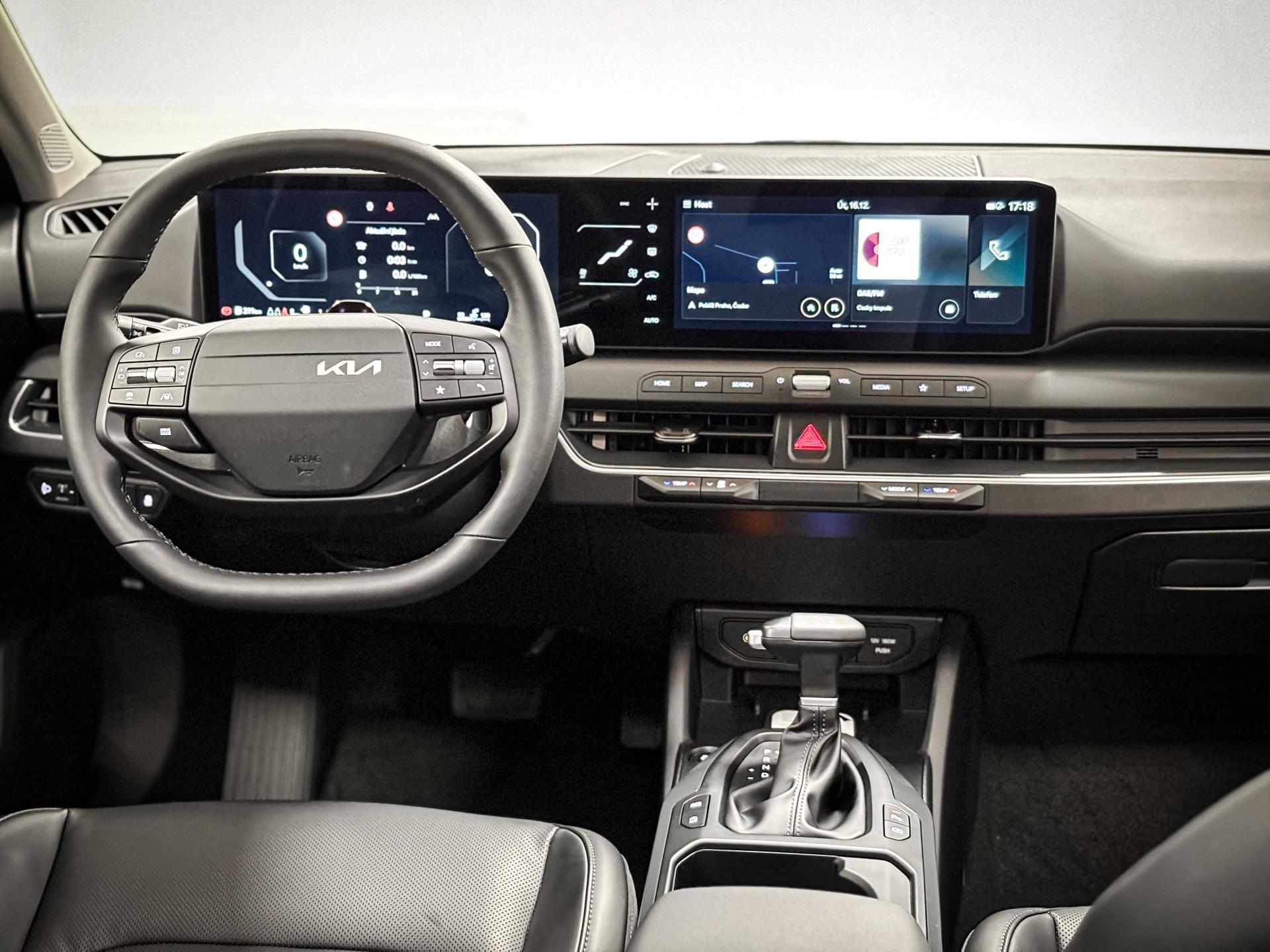 Kia K4, 1,6 T-GDi GPF 7DCT TOP 110 KW - fotka 6