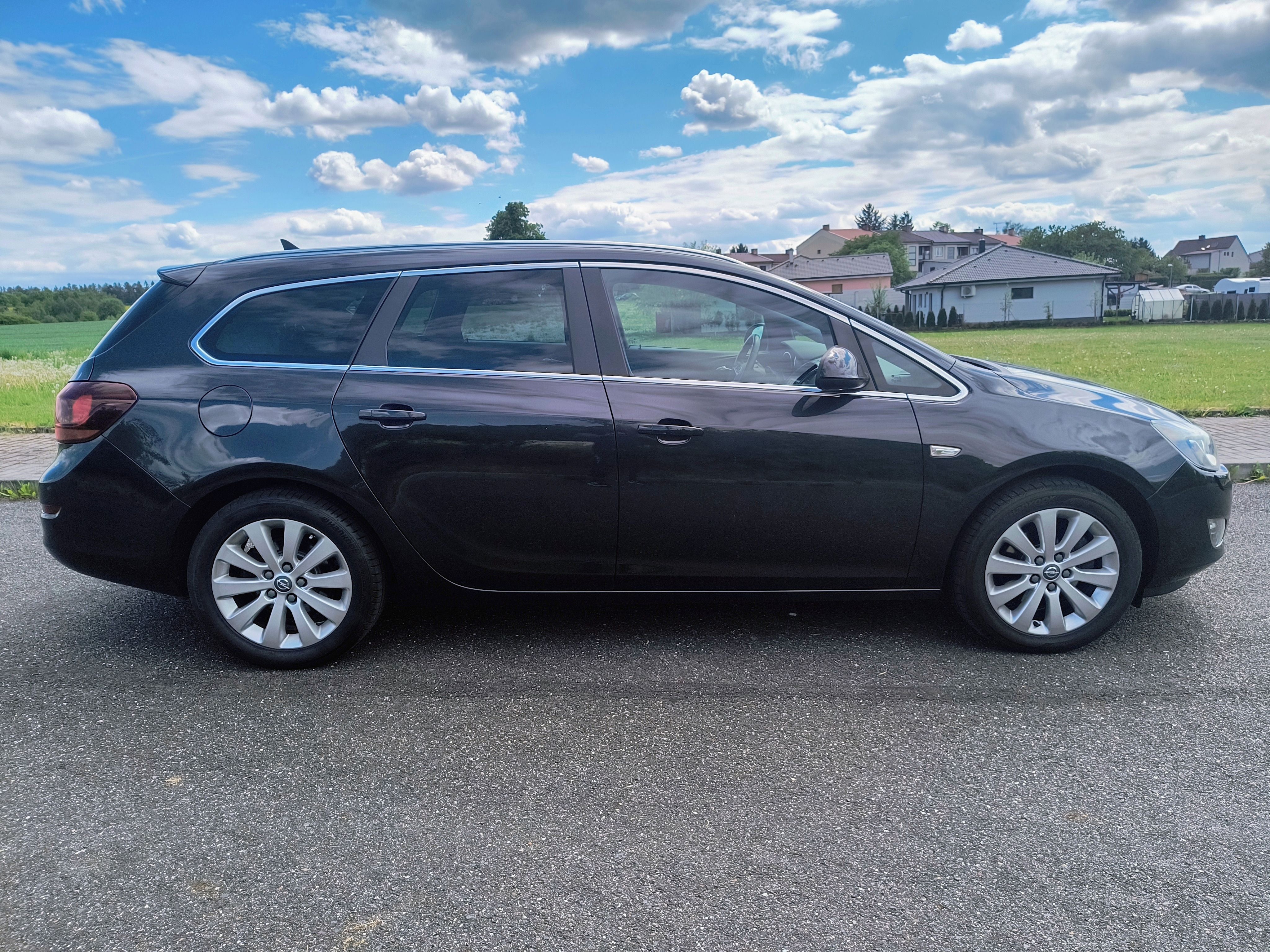 Opel Astra, 2.0CDTi 121kw EXCLUSIVE - fotka 6
