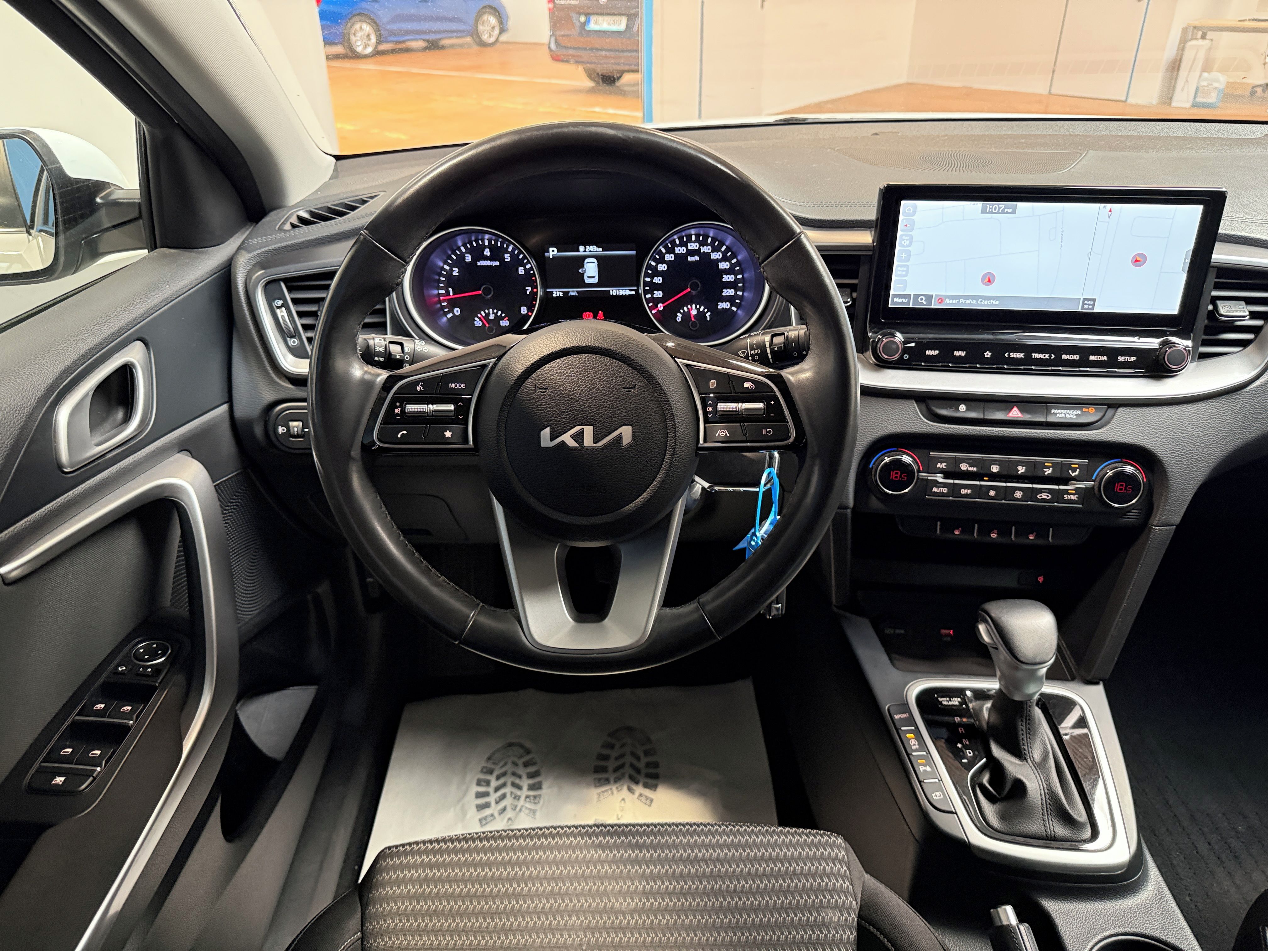 Kia Cee´d, 1.5 T-GDI 118kW Top SW DCT - fotka 6