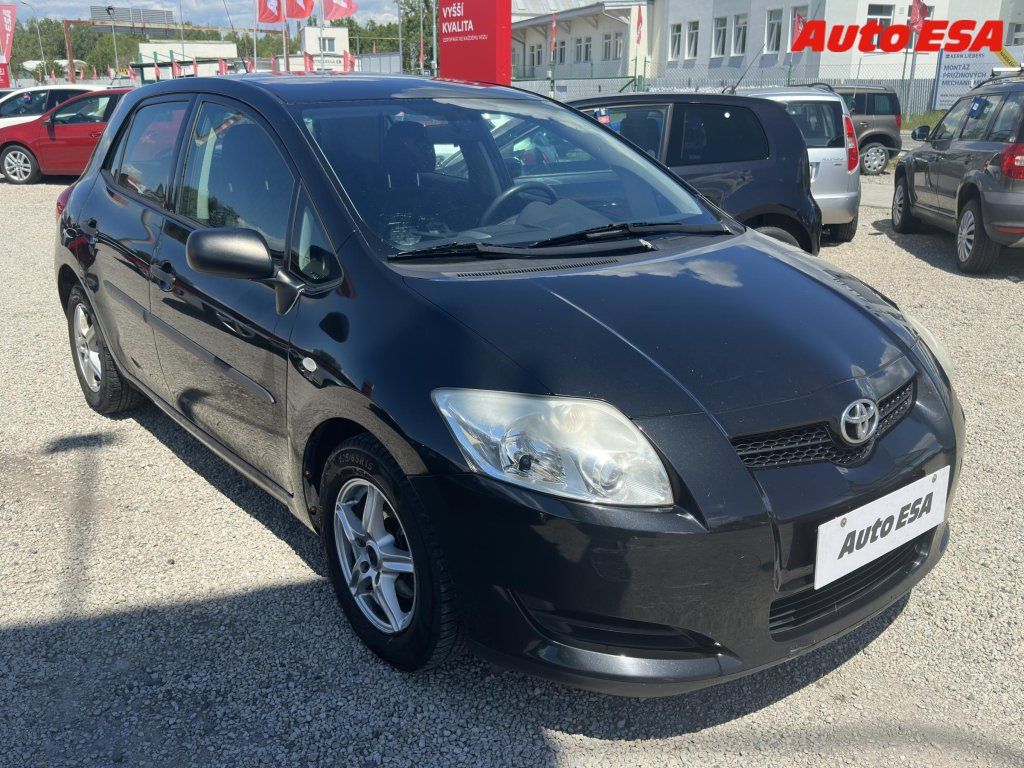 Toyota Auris, 1.3 VVT- i,ČR