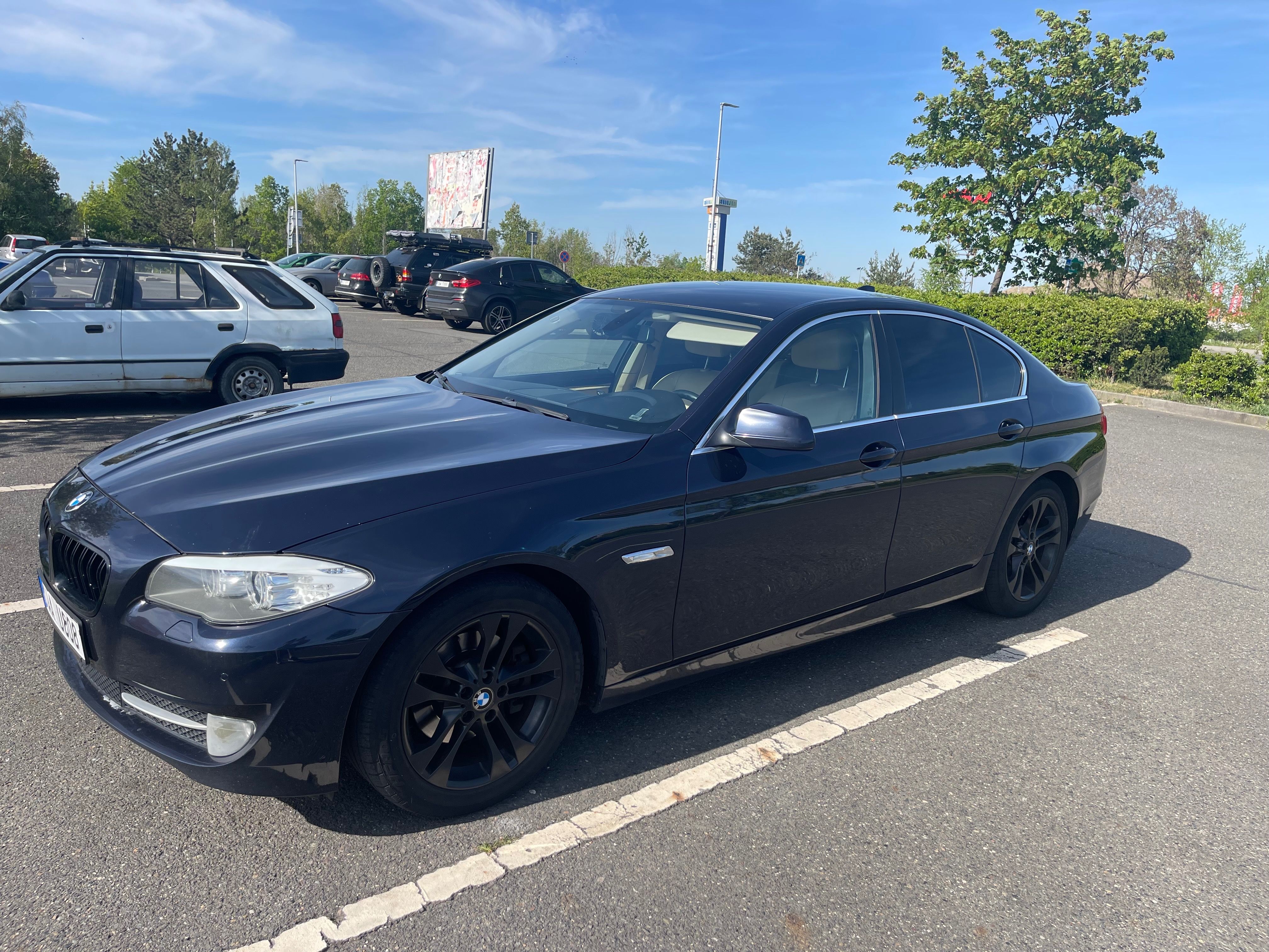 BMW Řada 5 - fotka 2