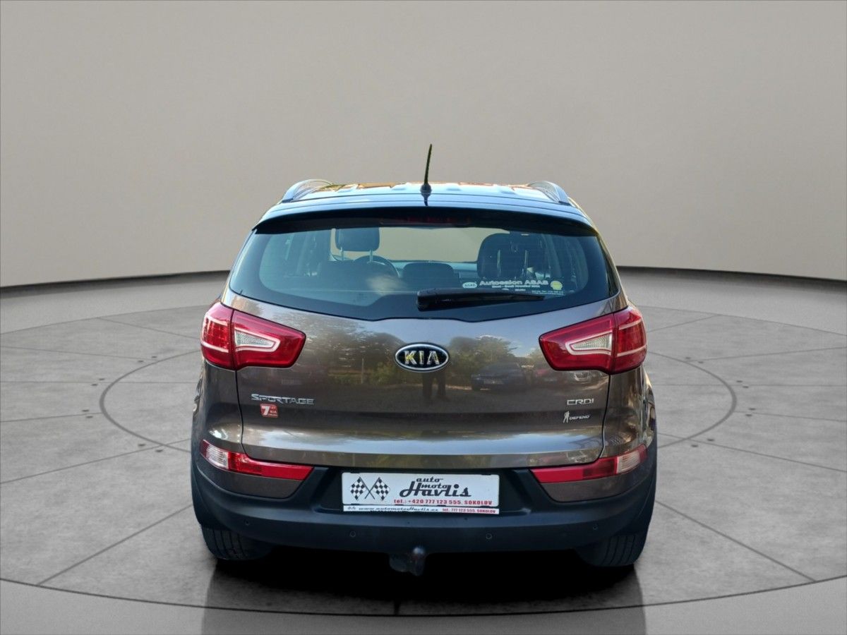 Kia Sportage, 2,0 CRDI 4x4 1 majitel, tažné - fotka 6